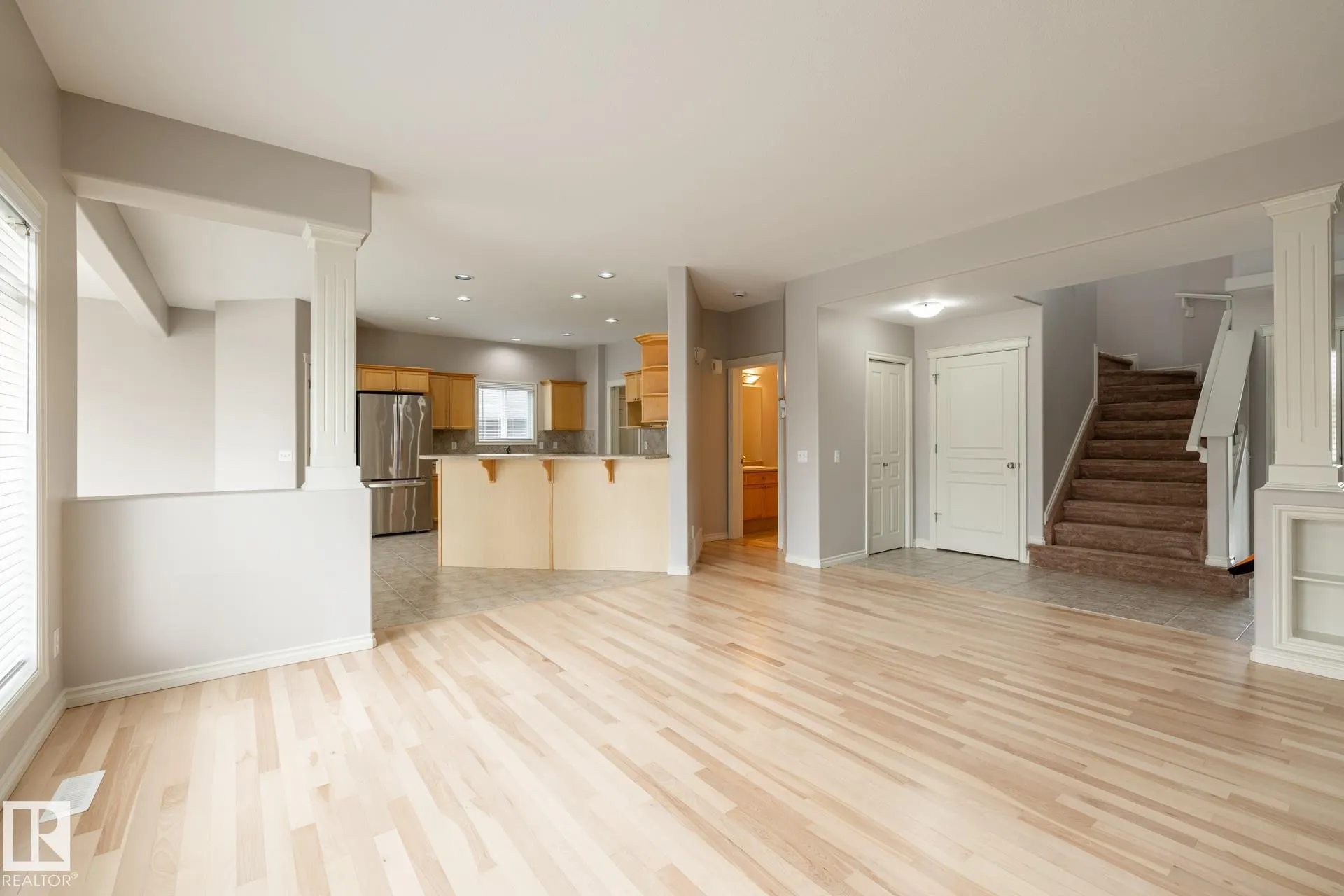 8 ERINDALE Close