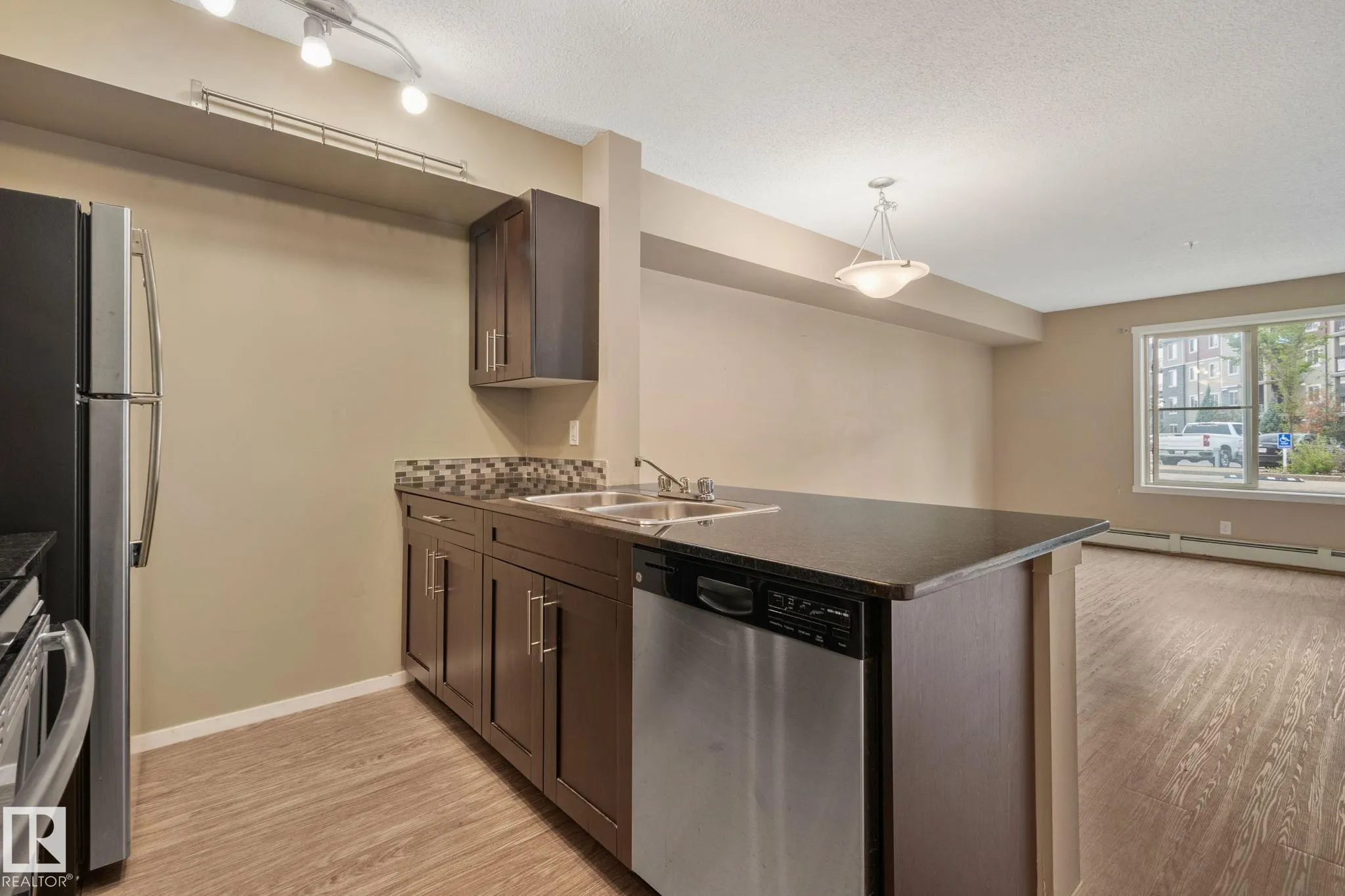 3315 JAMES MOWATT Trail