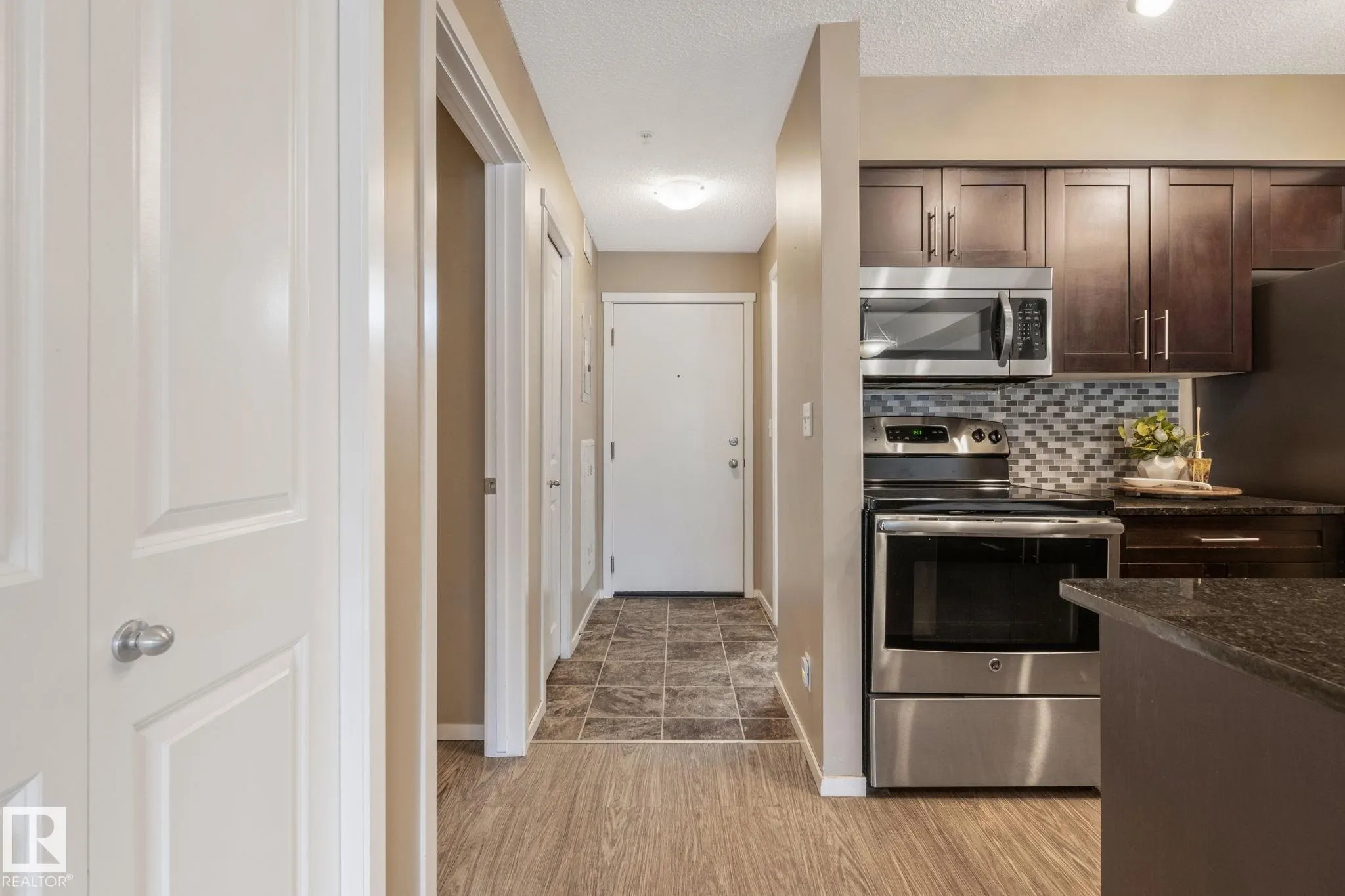 3315 JAMES MOWATT Trail