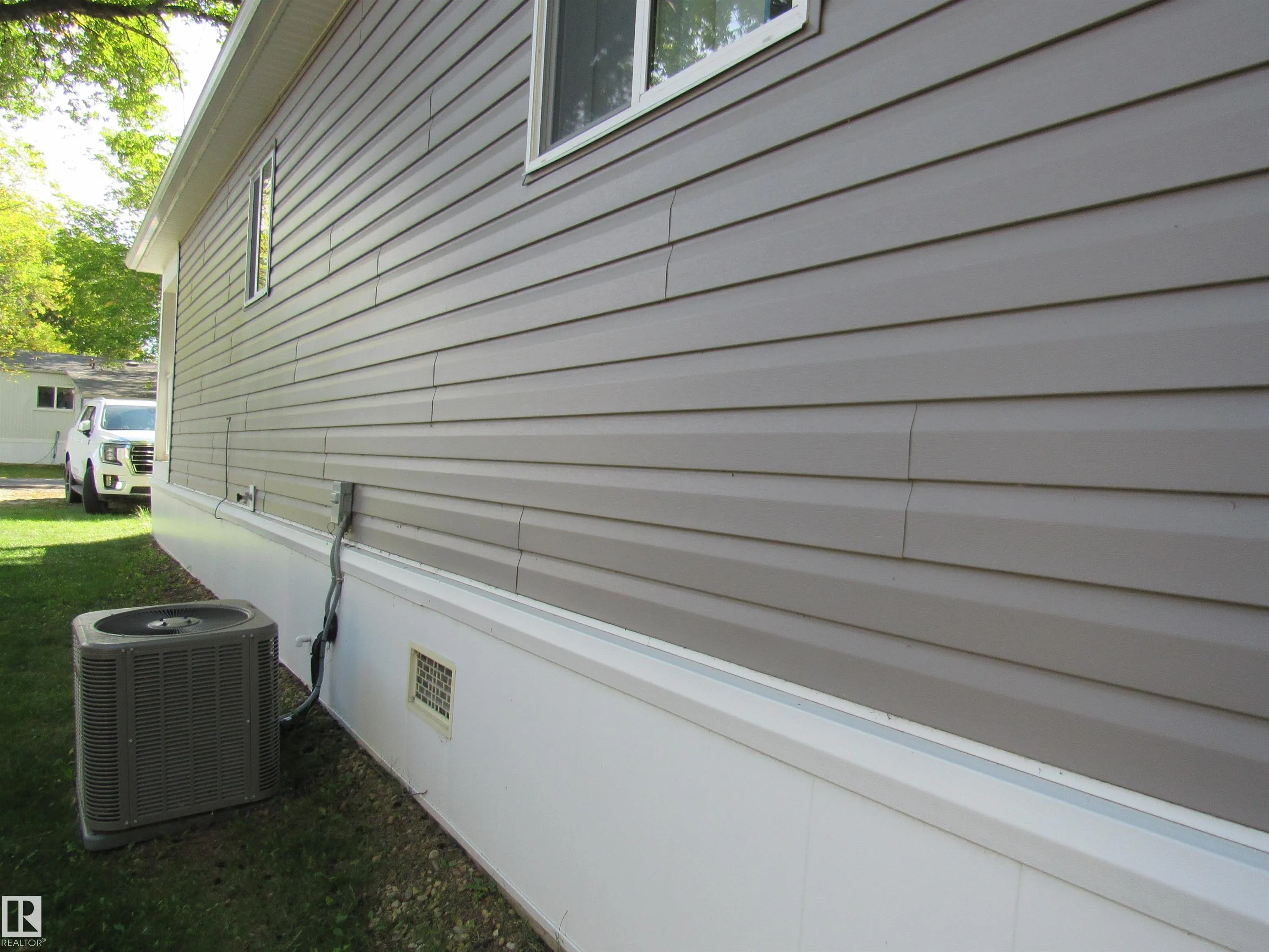 #3A 4515 50 Ave
