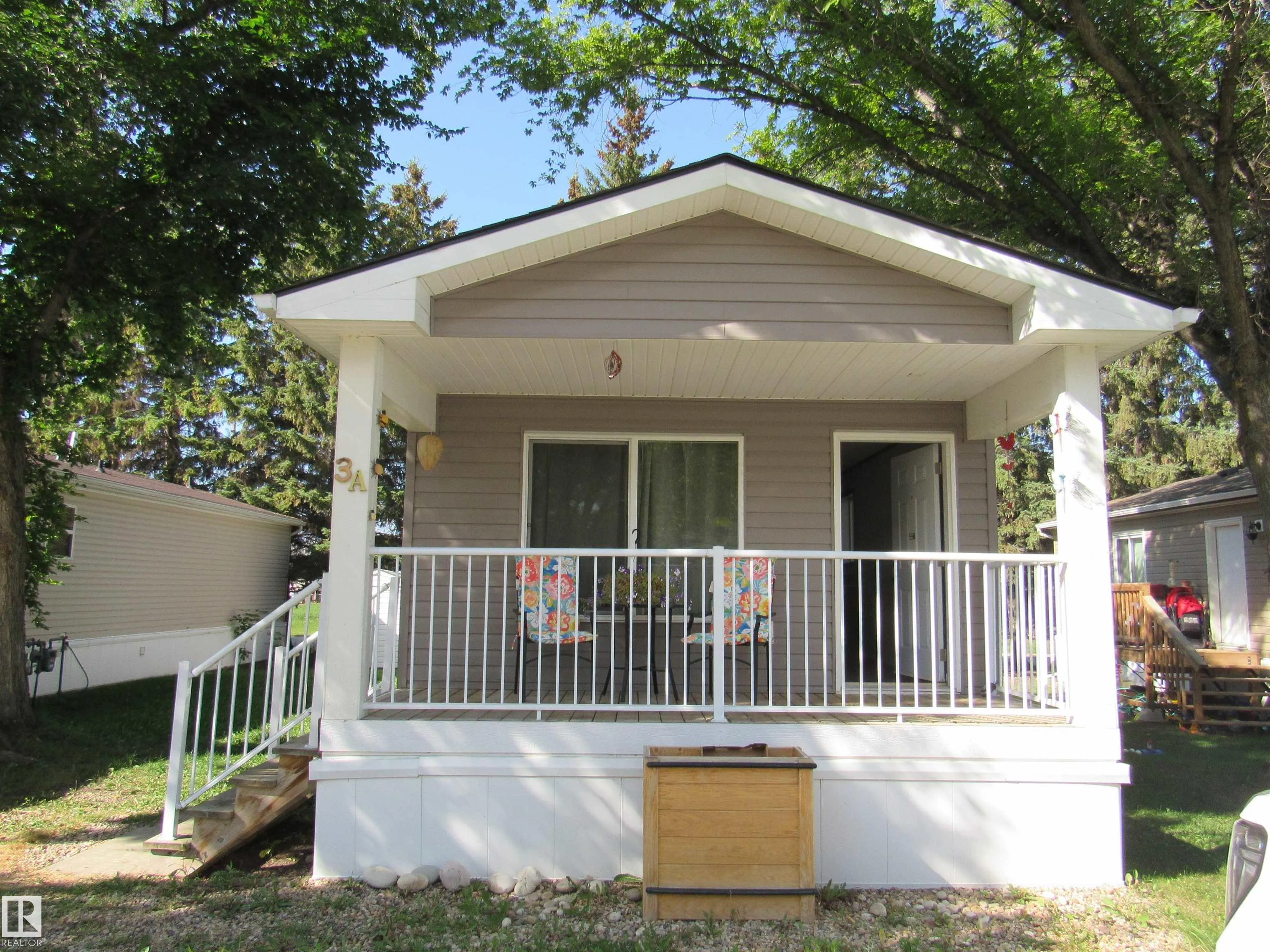 #3A 4515 50 Ave