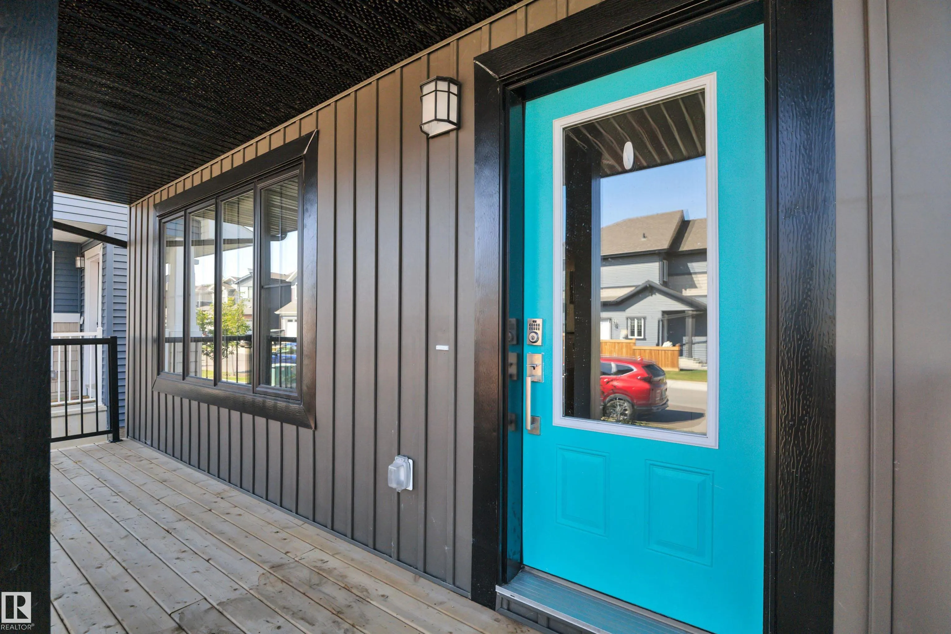 4037 Hawthorn Link