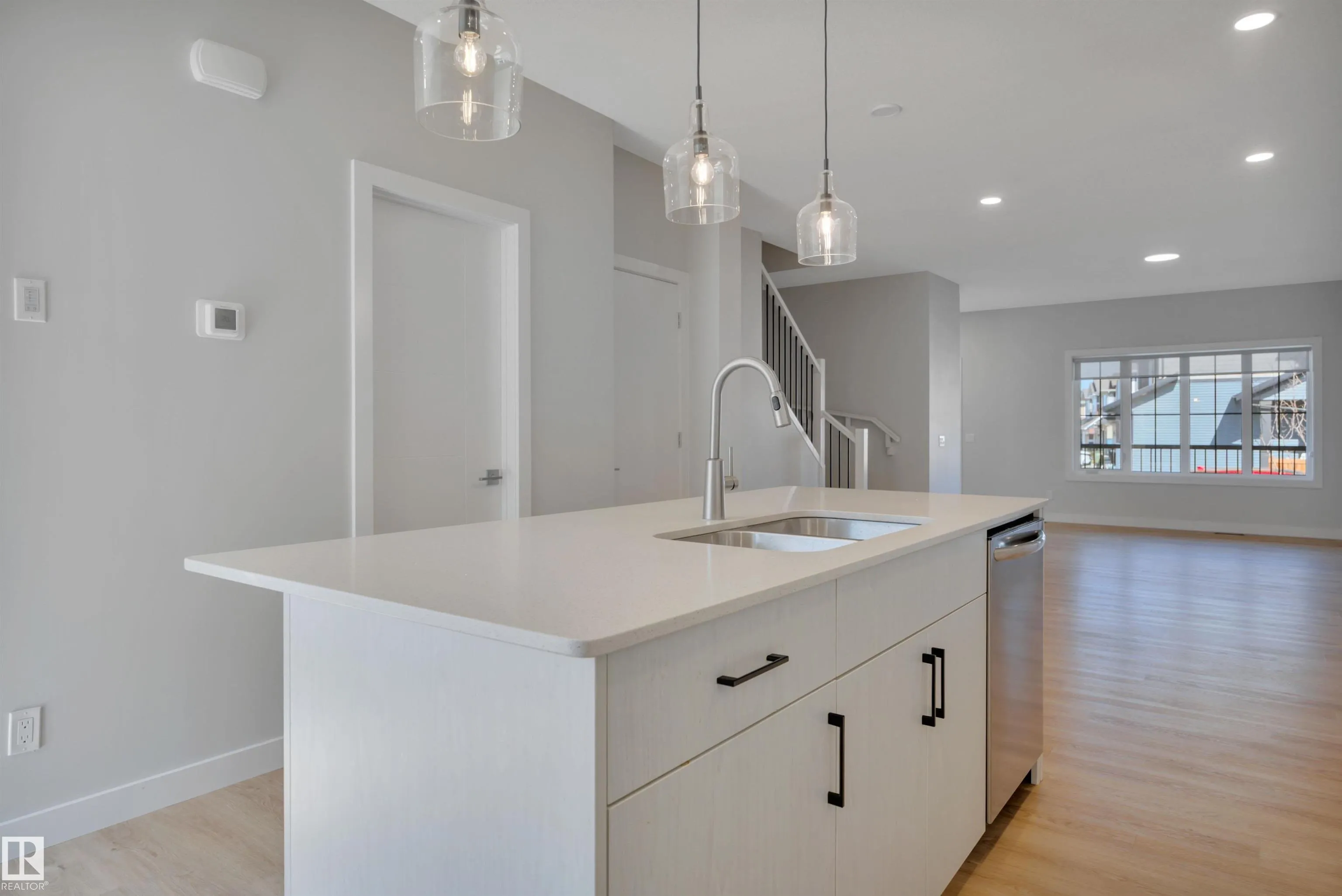 4037 Hawthorn Link