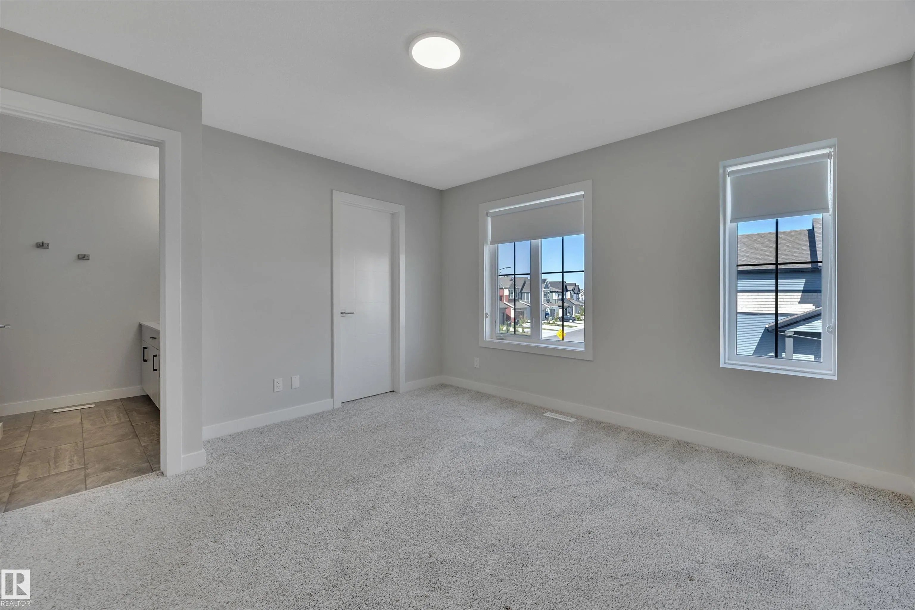 4037 Hawthorn Link