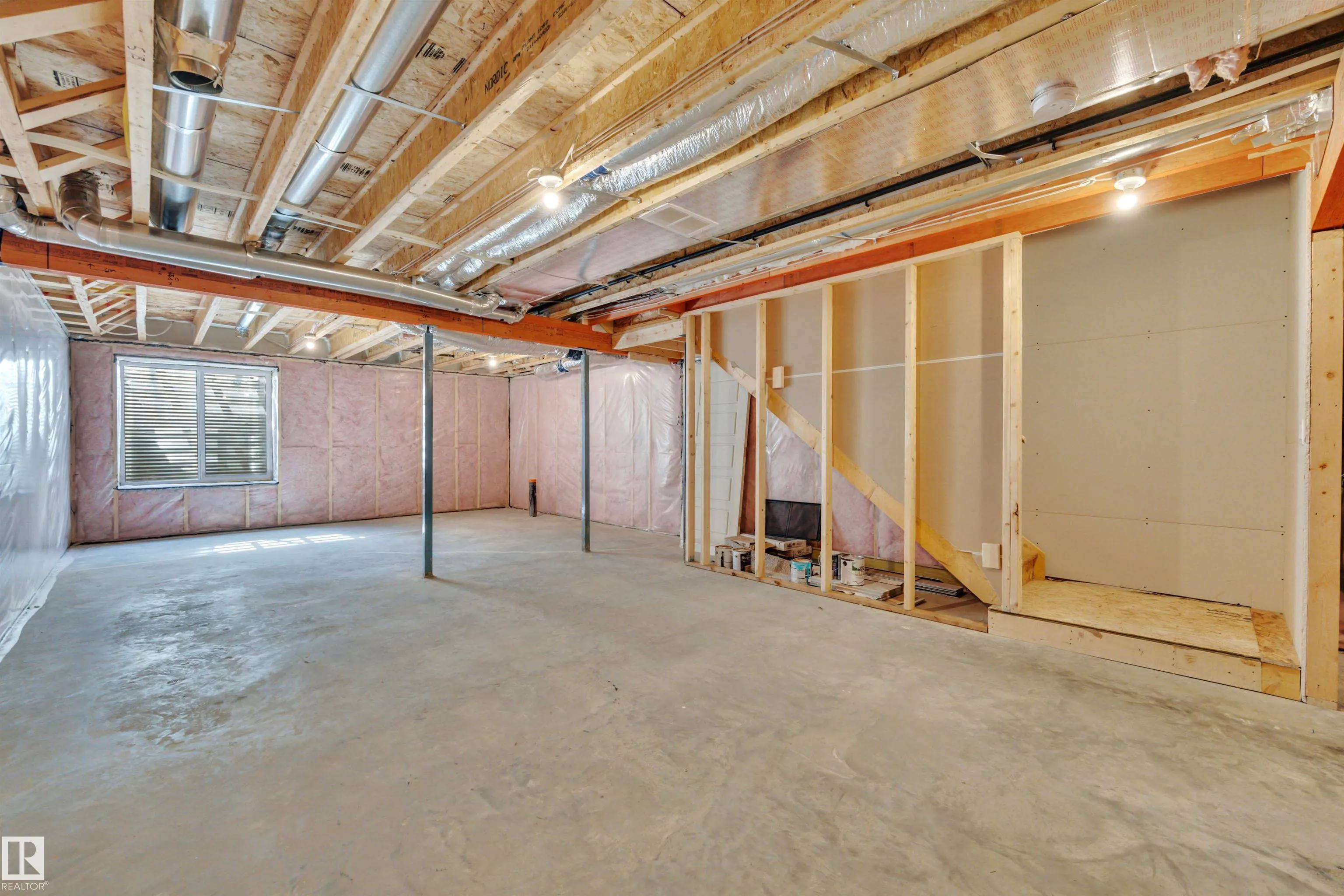 4037 Hawthorn Link