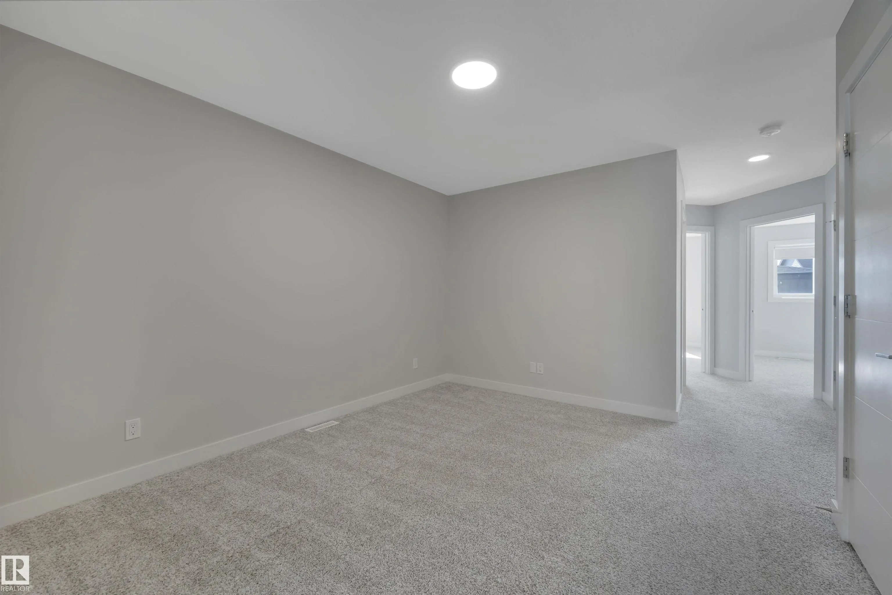 4037 Hawthorn Link