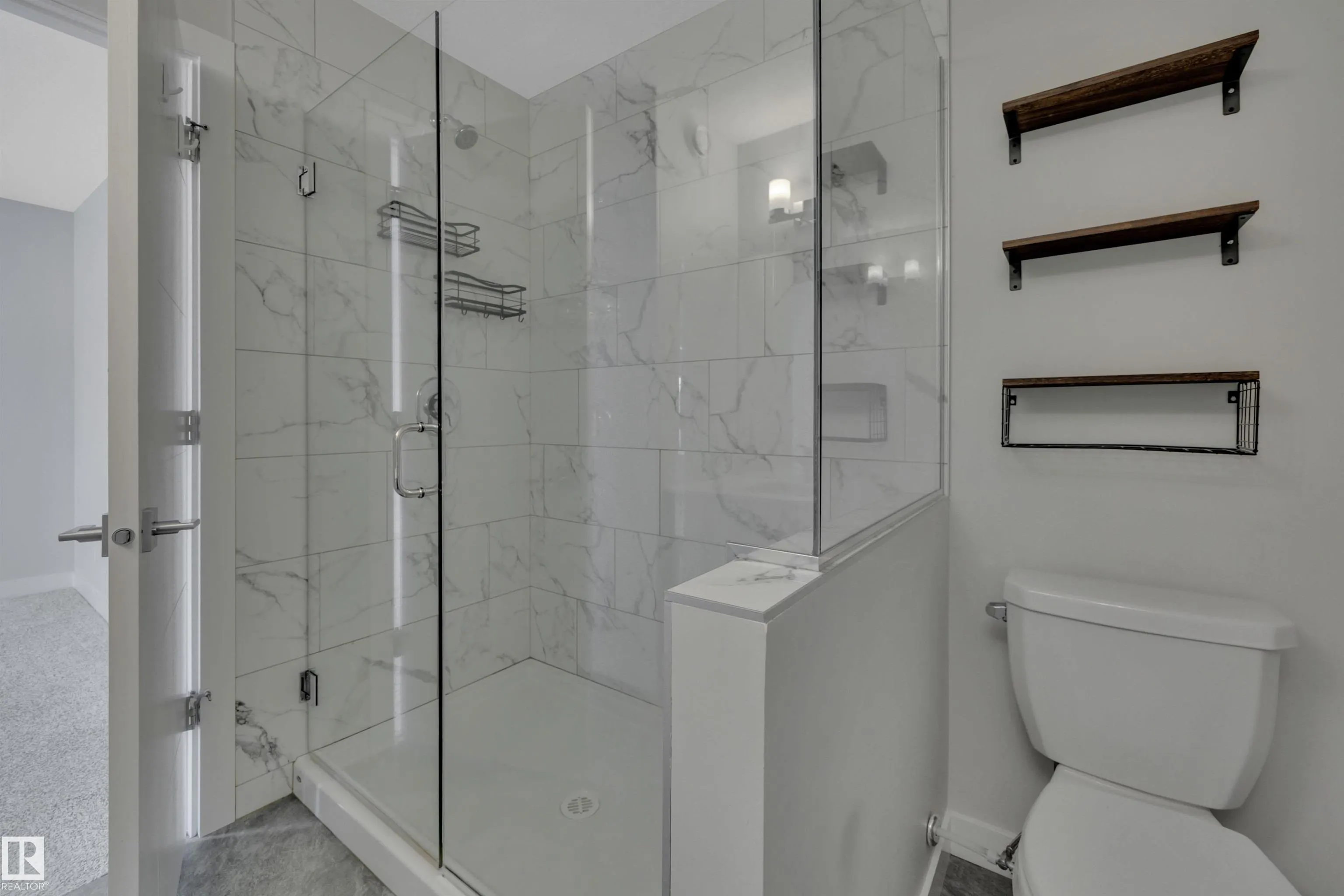 4037 Hawthorn Link