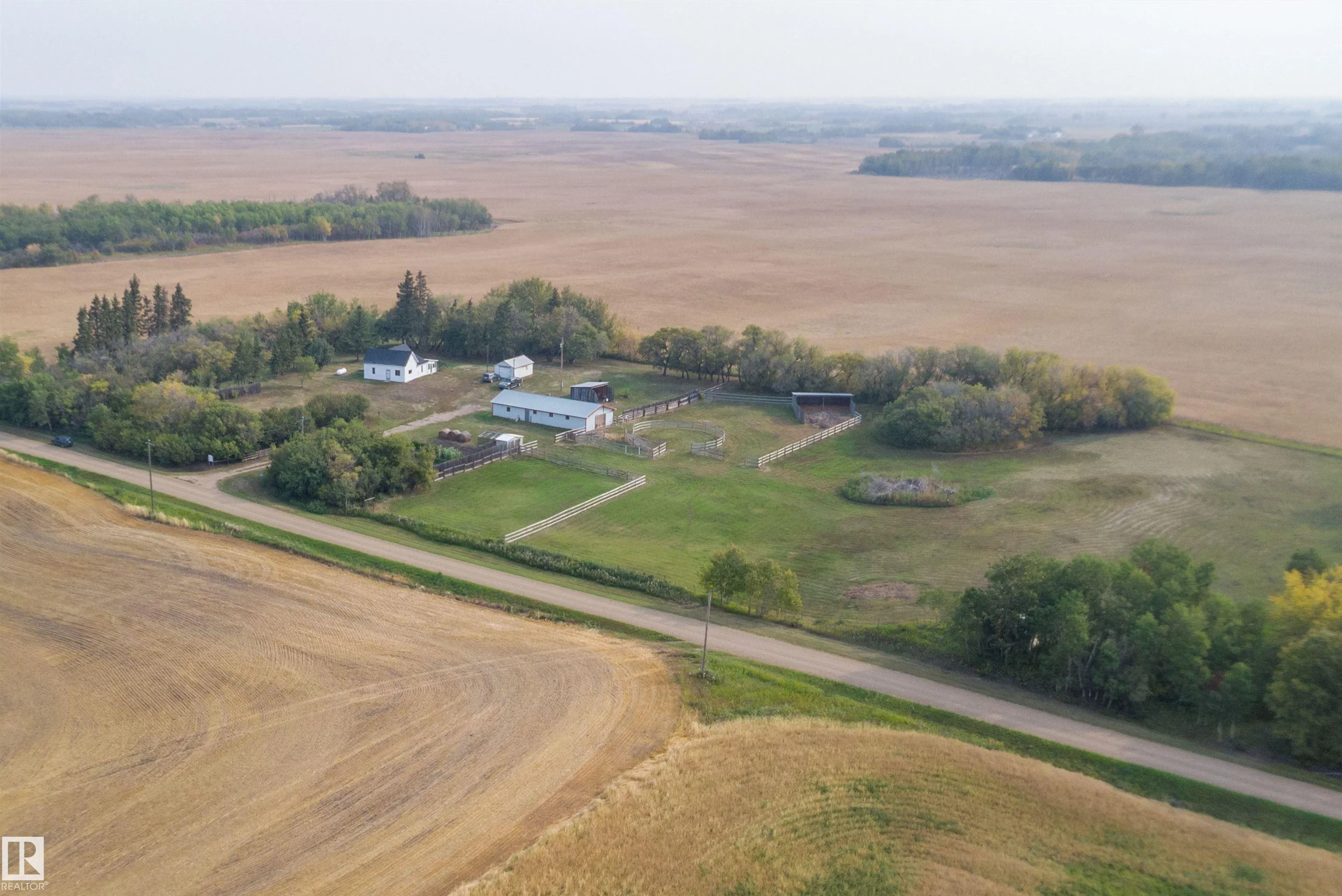 534065 174 Range Road