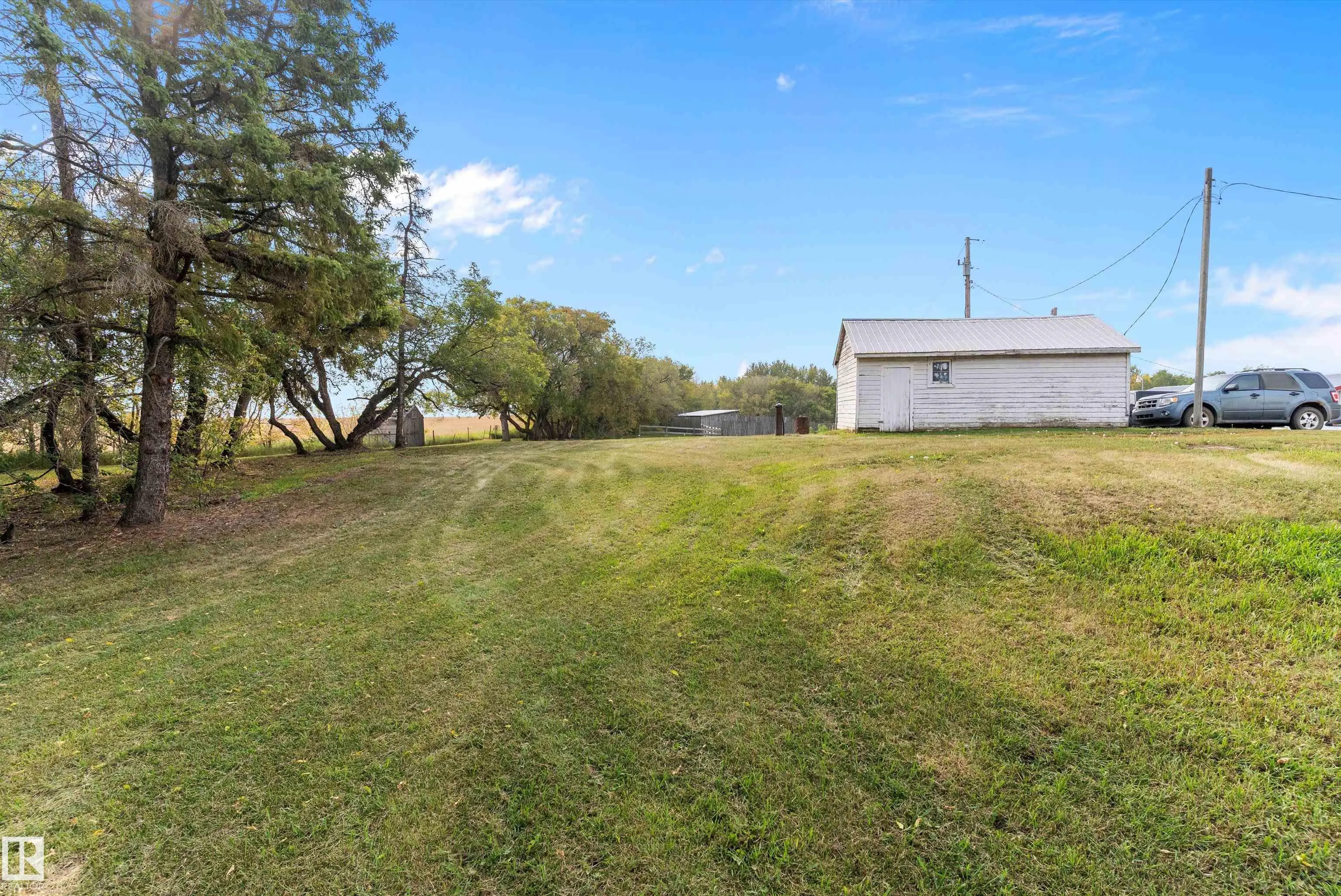 534065 174 Range Road