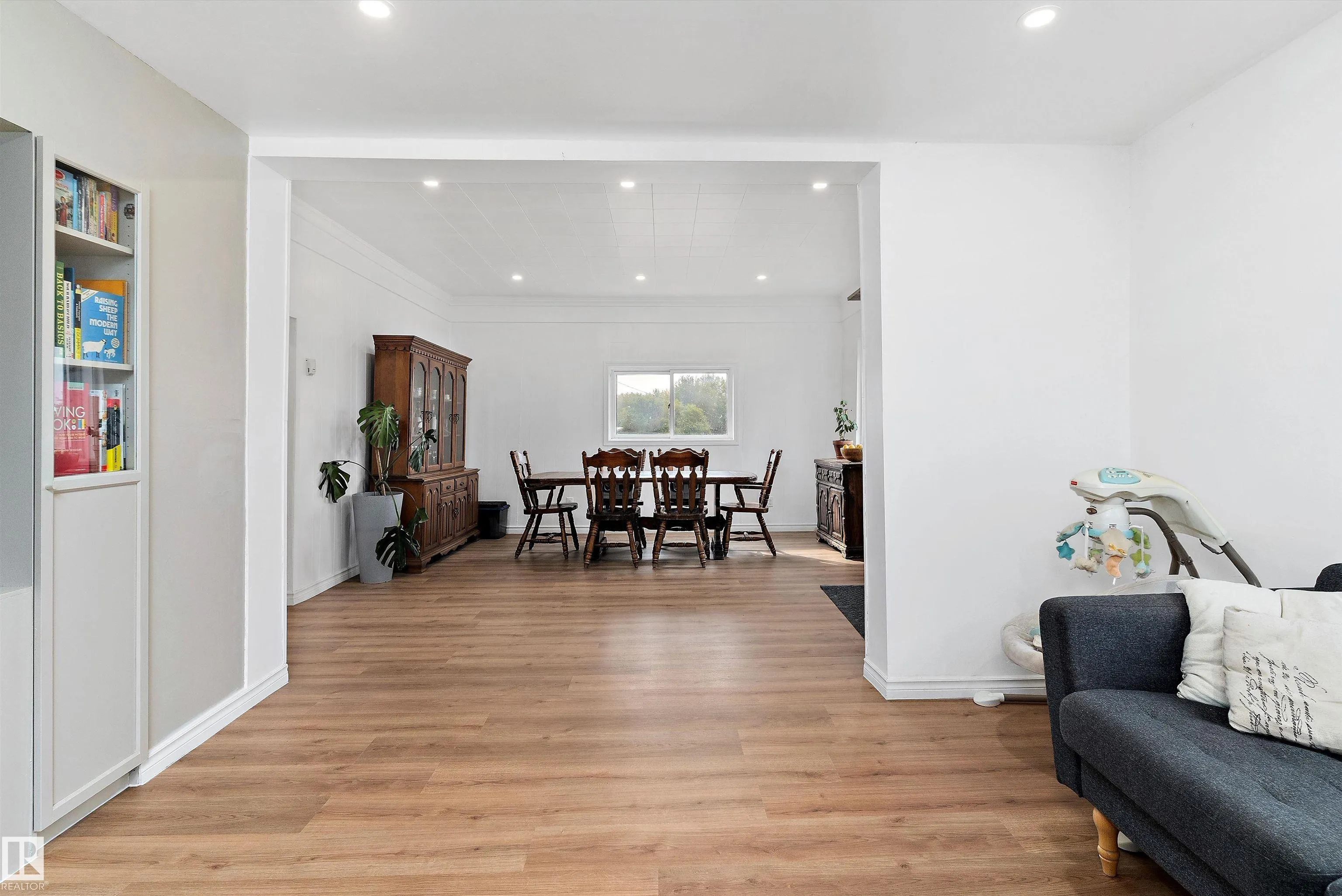 534065 174 Range Road