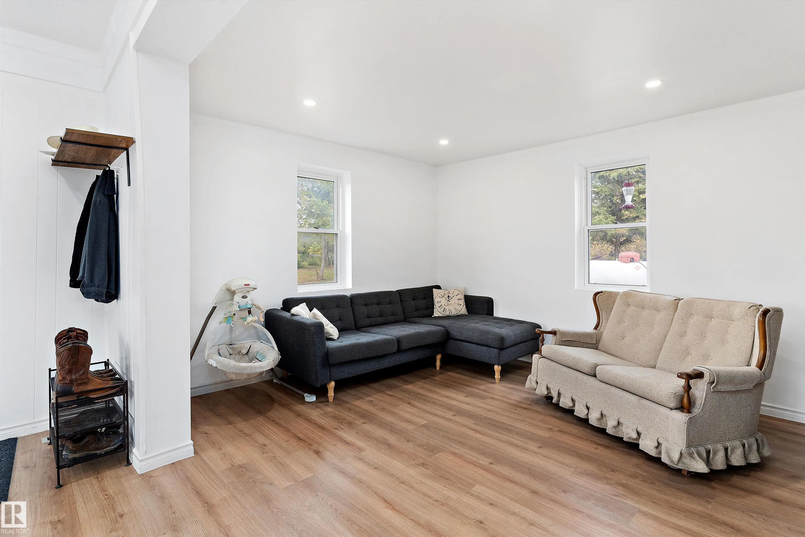 534065 174 Range Road