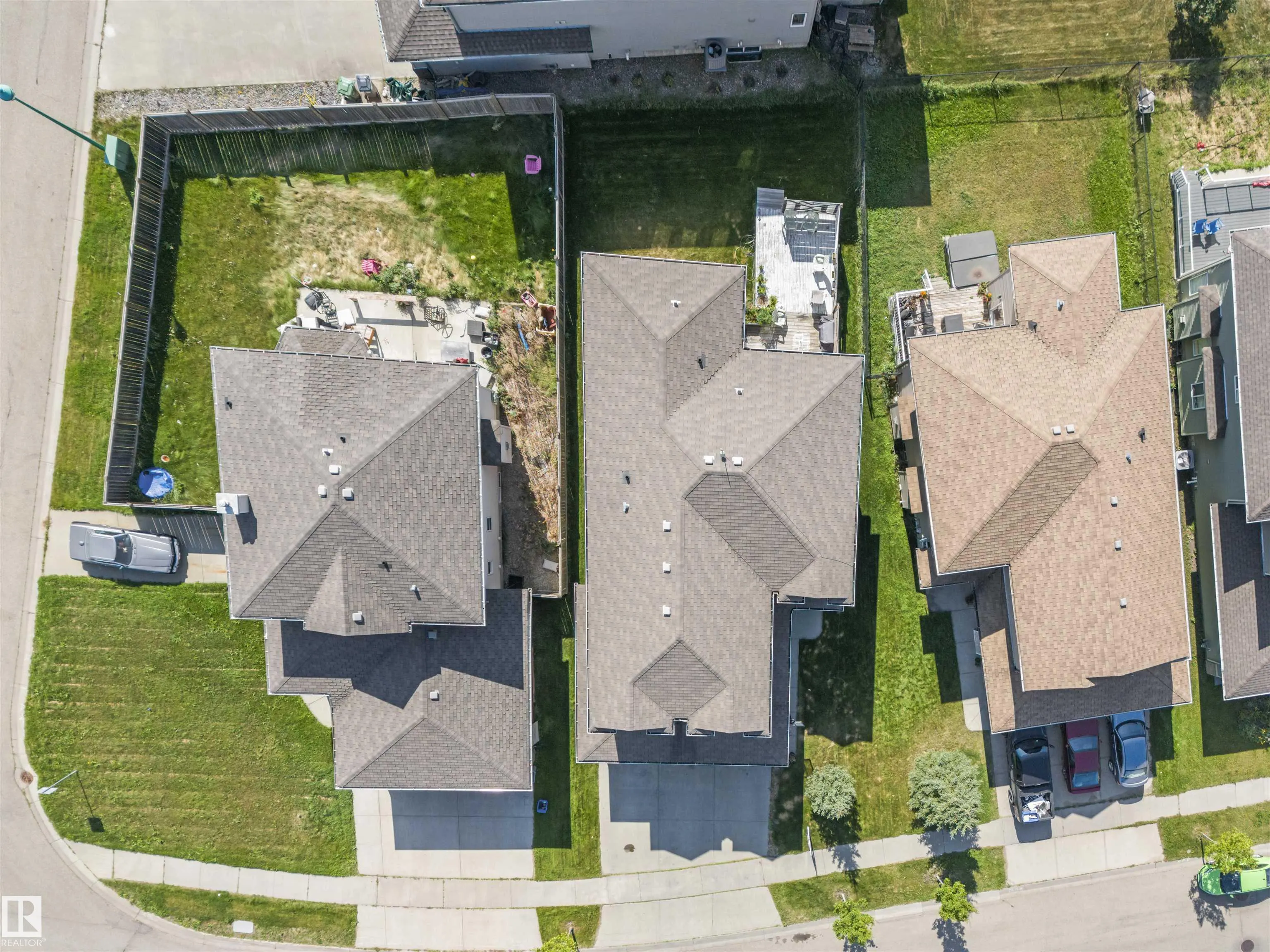 115 LAKELAND Drive