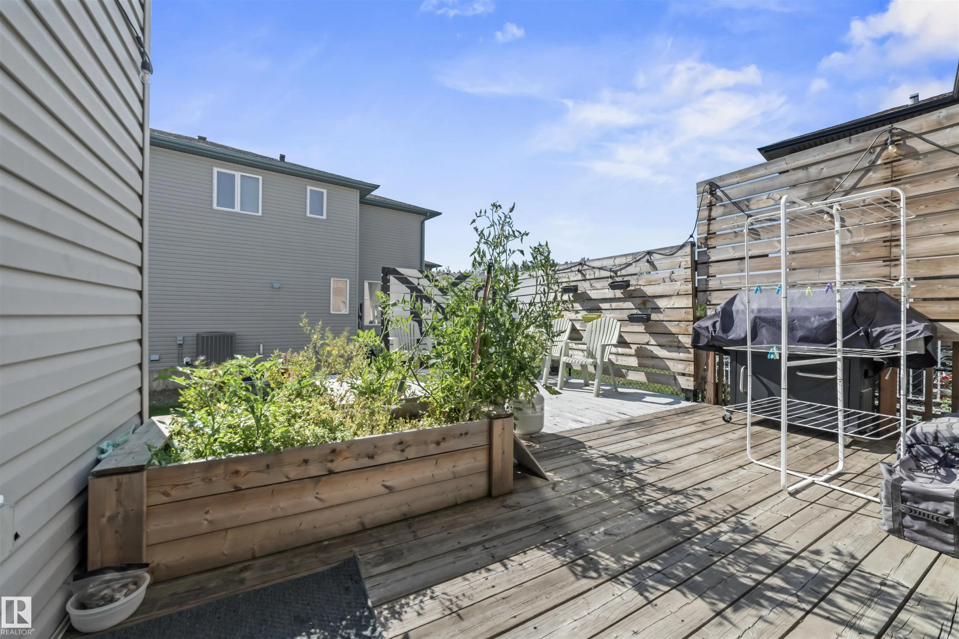 115 LAKELAND Drive