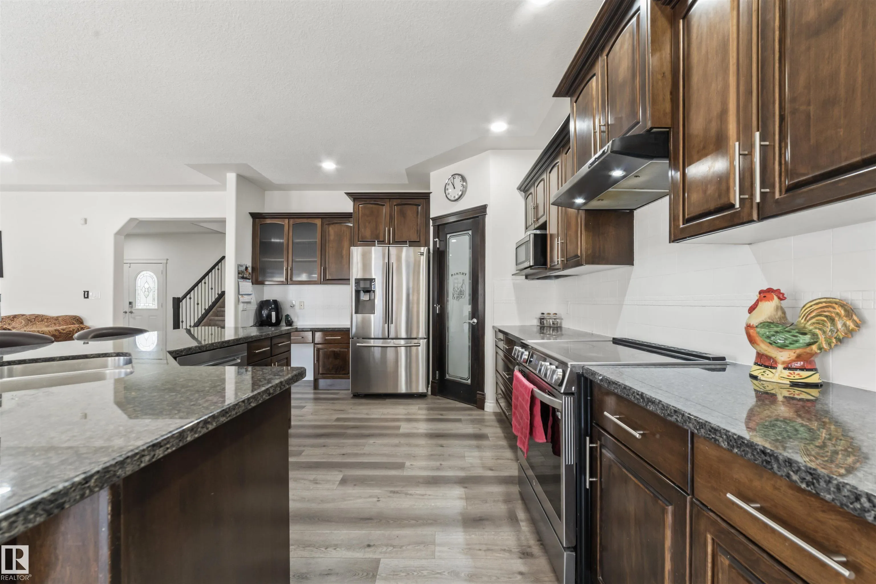 115 LAKELAND Drive