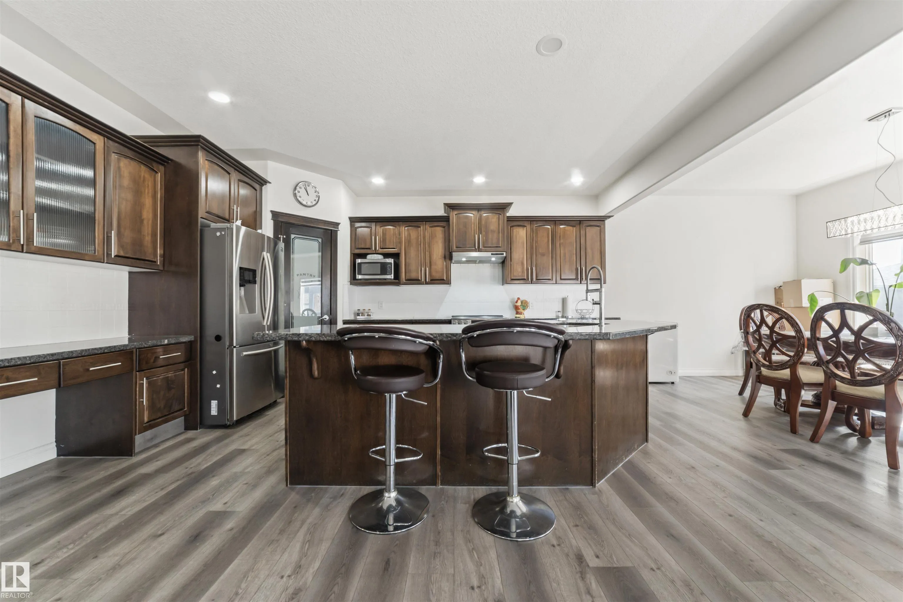 115 LAKELAND Drive