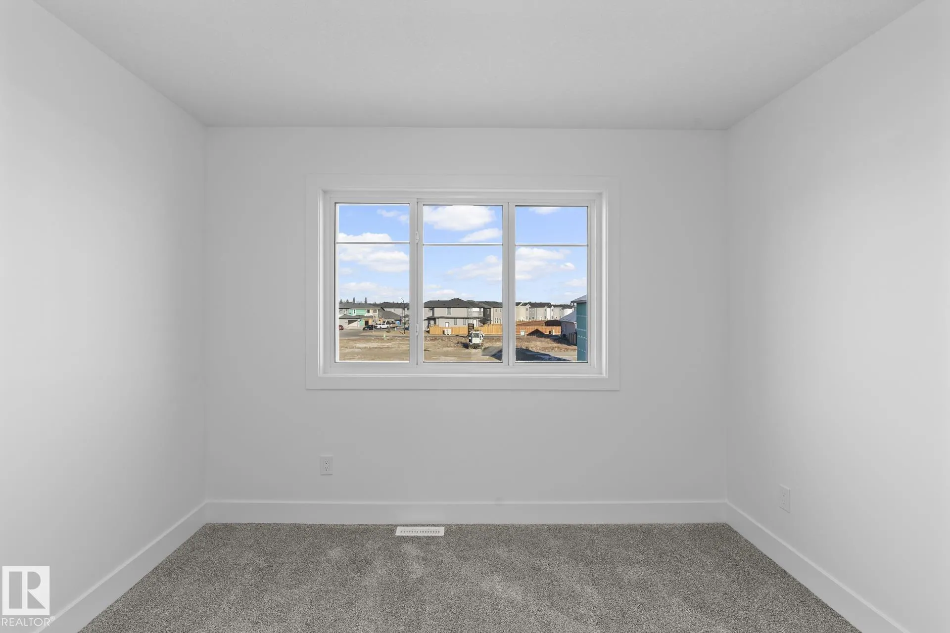 118 Spring Link