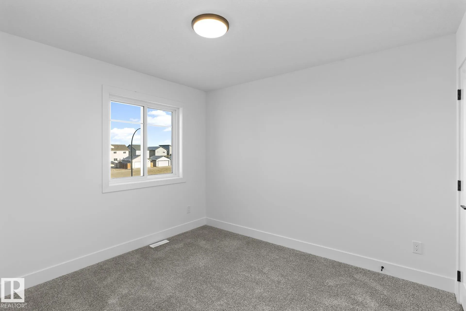 118 Spring Link