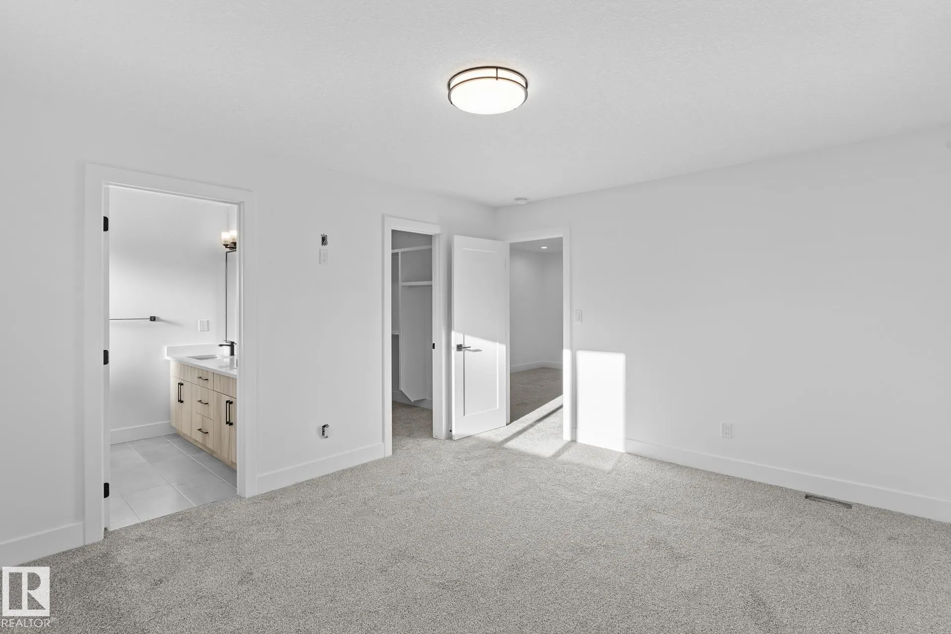 118 Spring Link