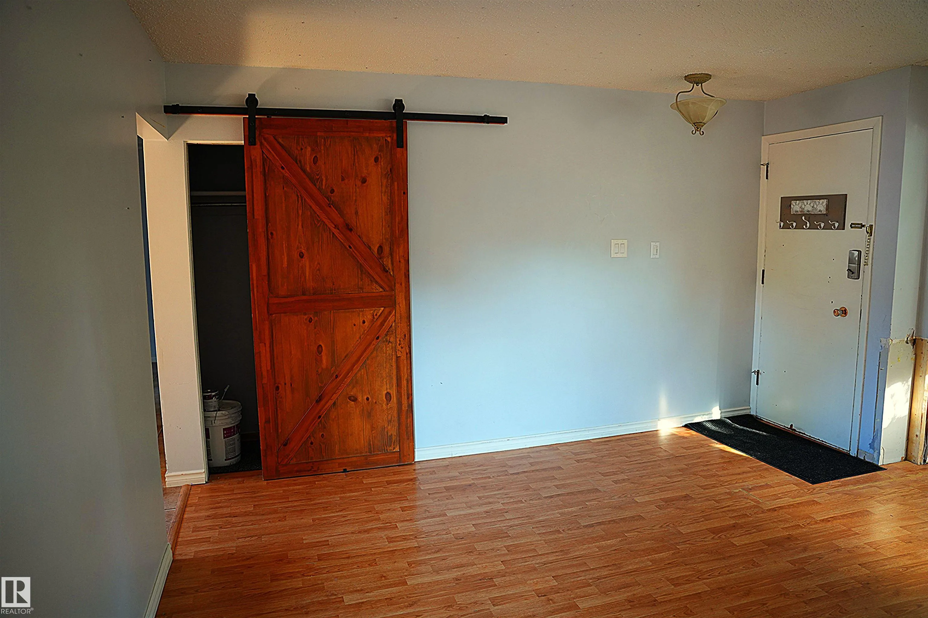 12 GRANITE Avenue