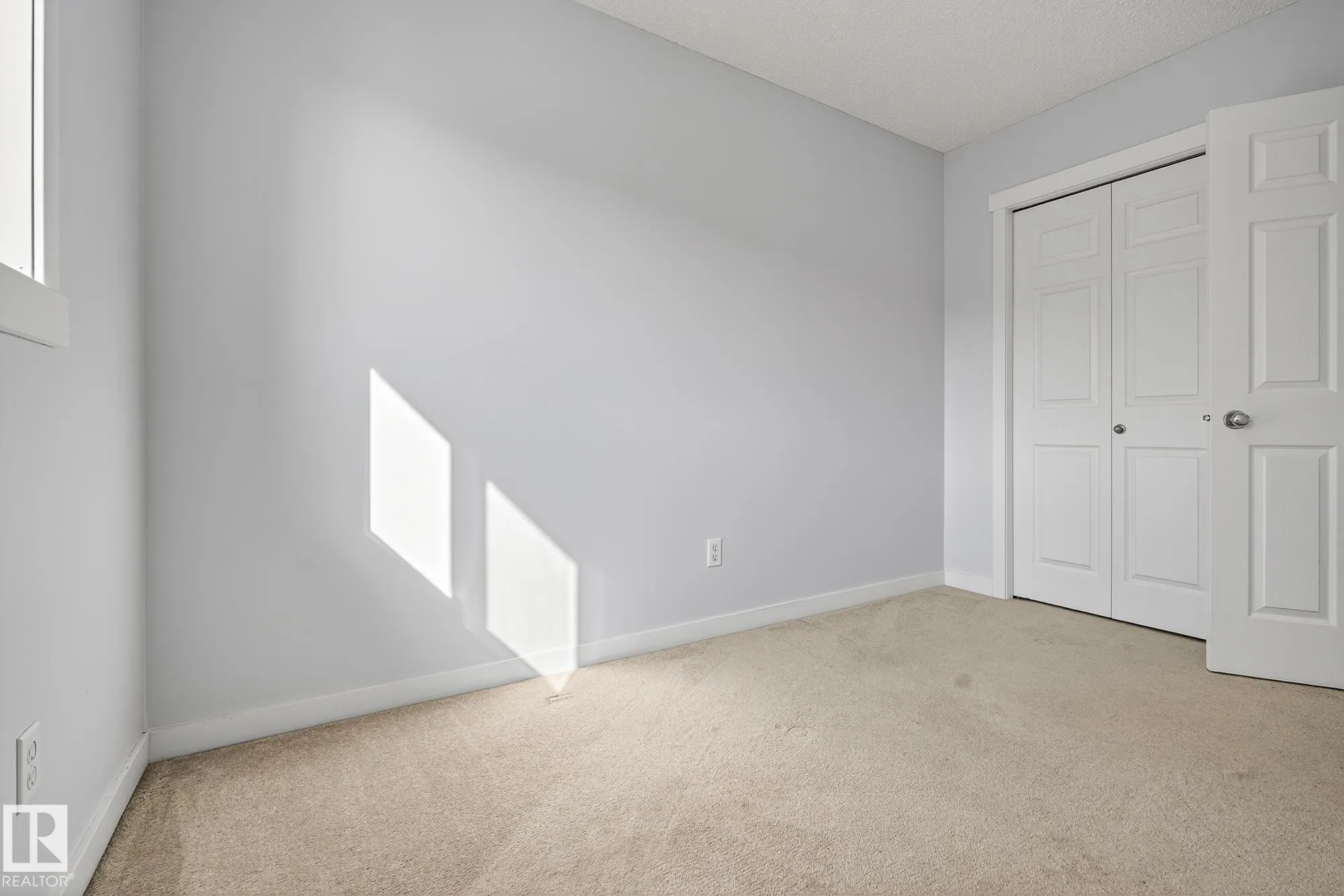 100 BOTHWELL Place