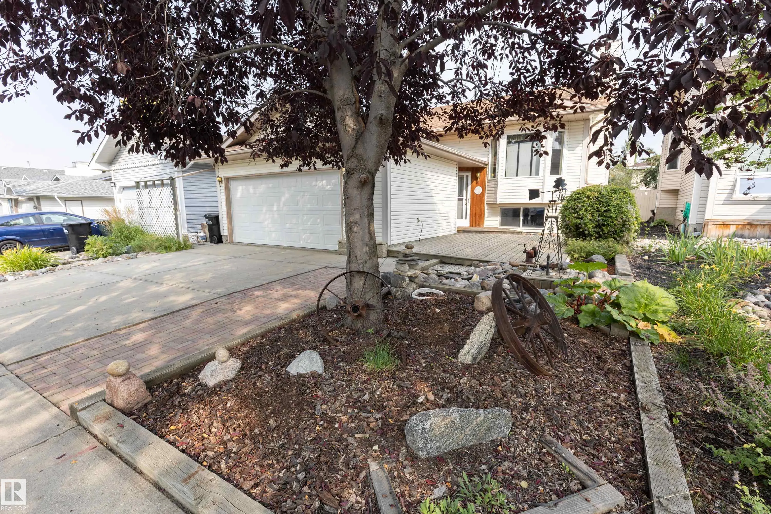 96 Blueberry Crescent