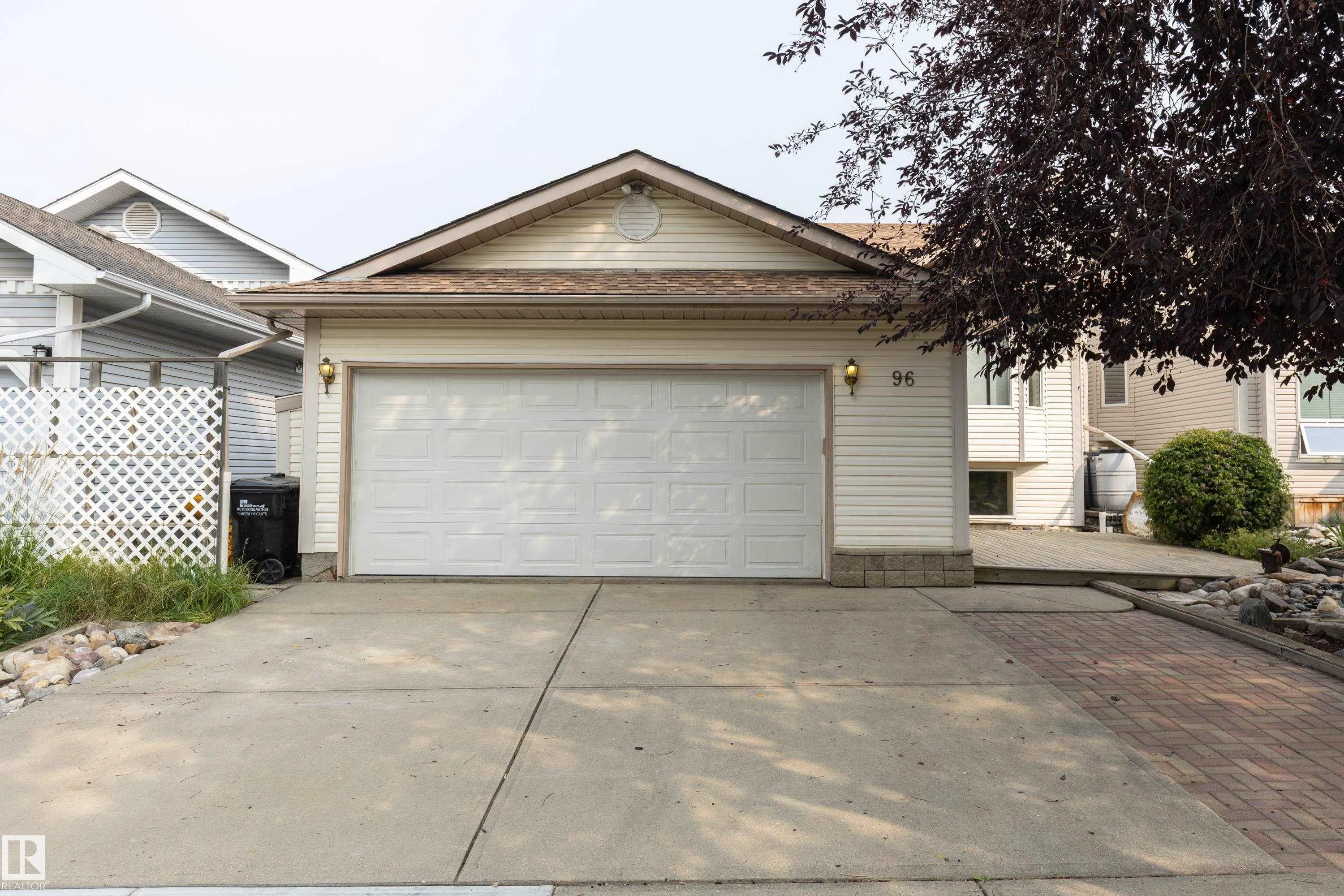 96 Blueberry Crescent