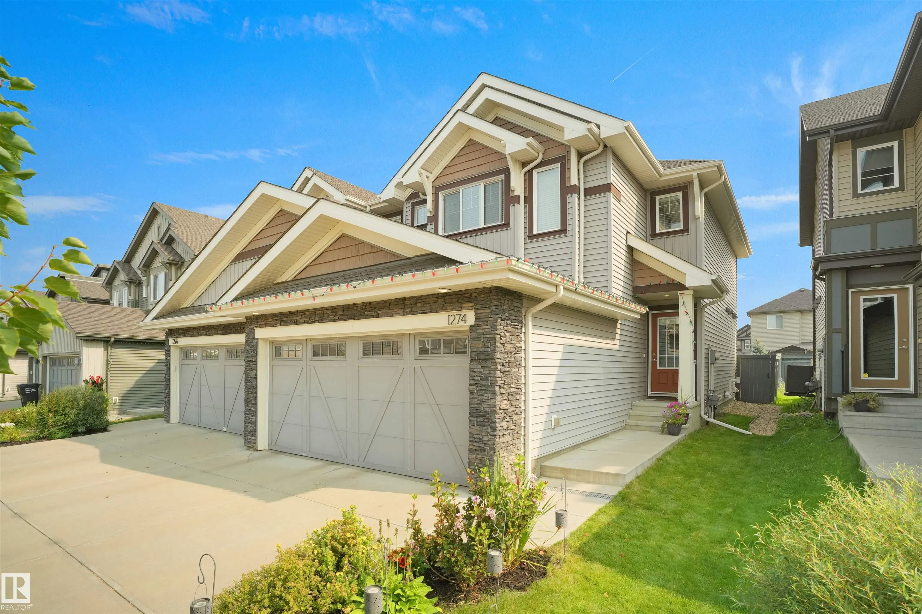 1274 DANIELS Crescent