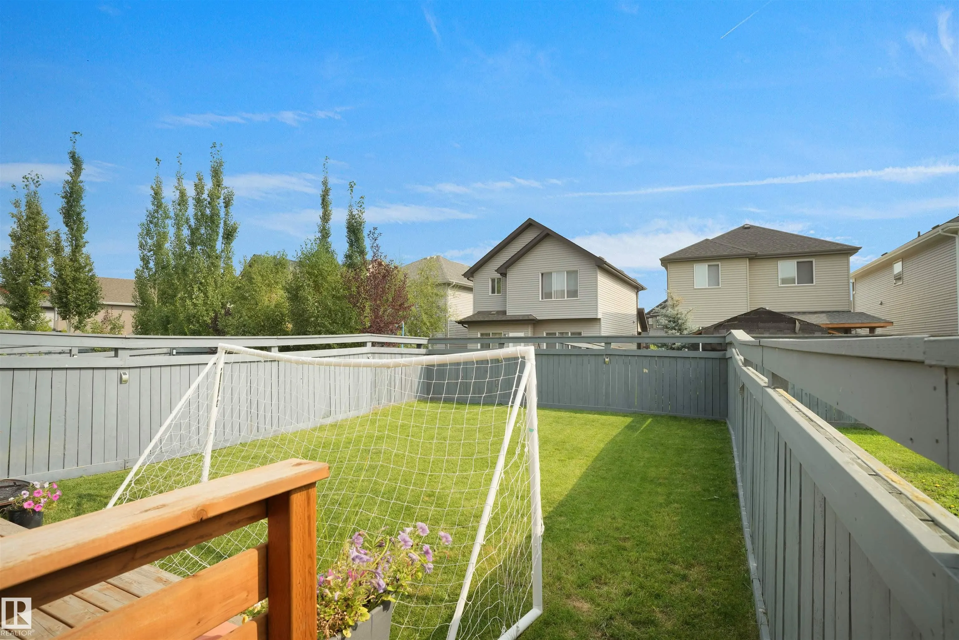 1274 DANIELS Crescent