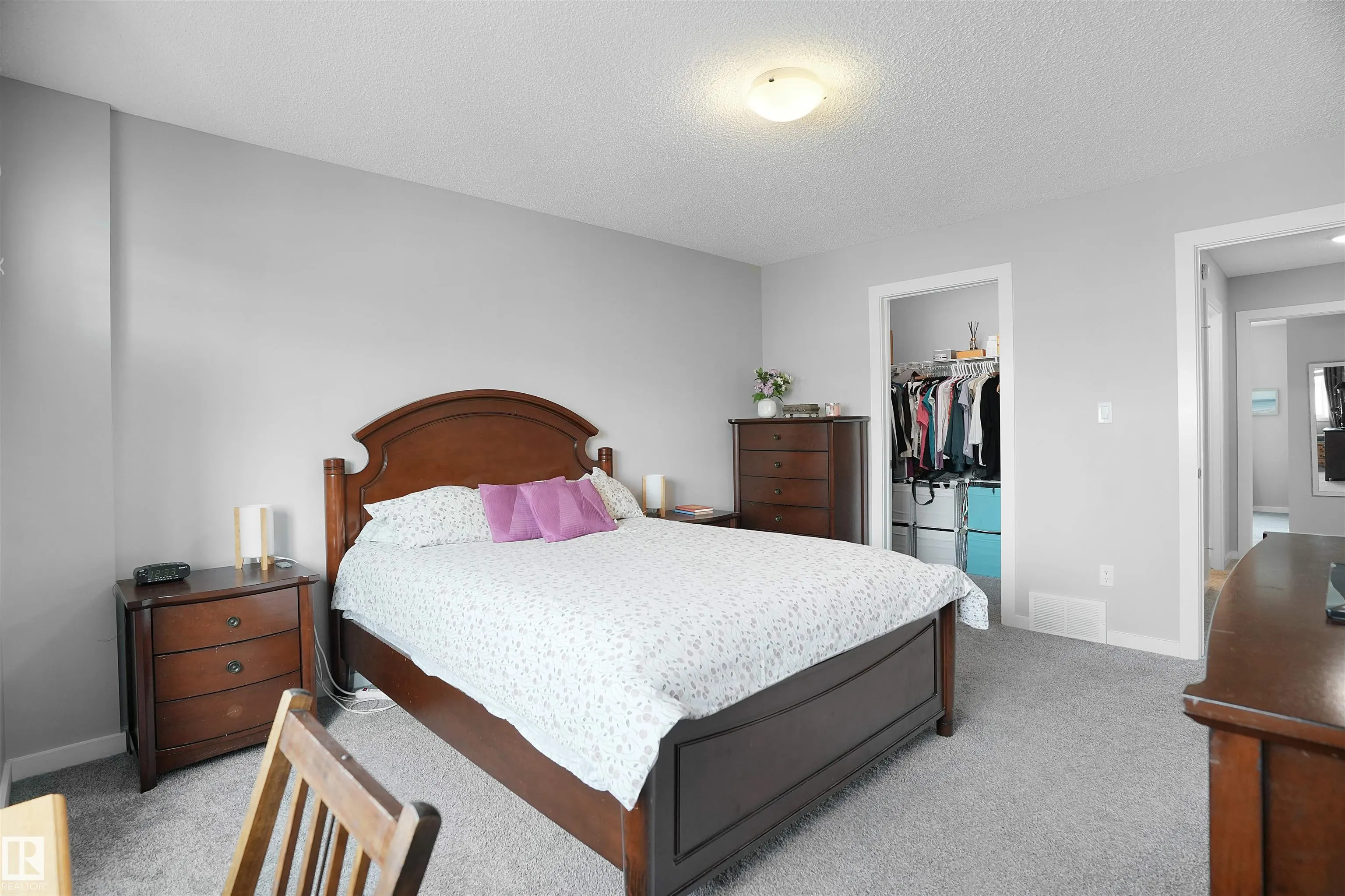 1274 DANIELS Crescent
