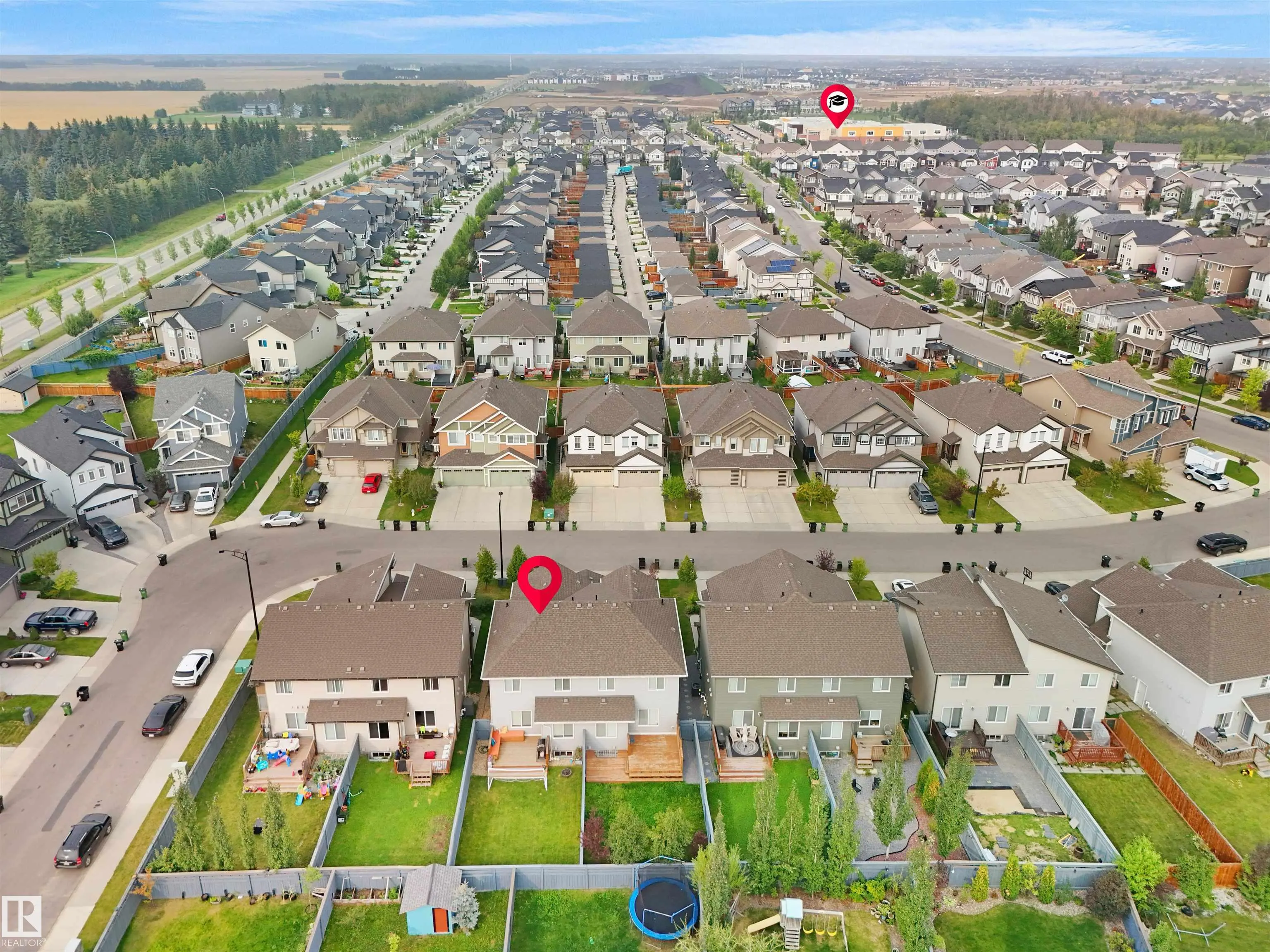 1274 DANIELS Crescent