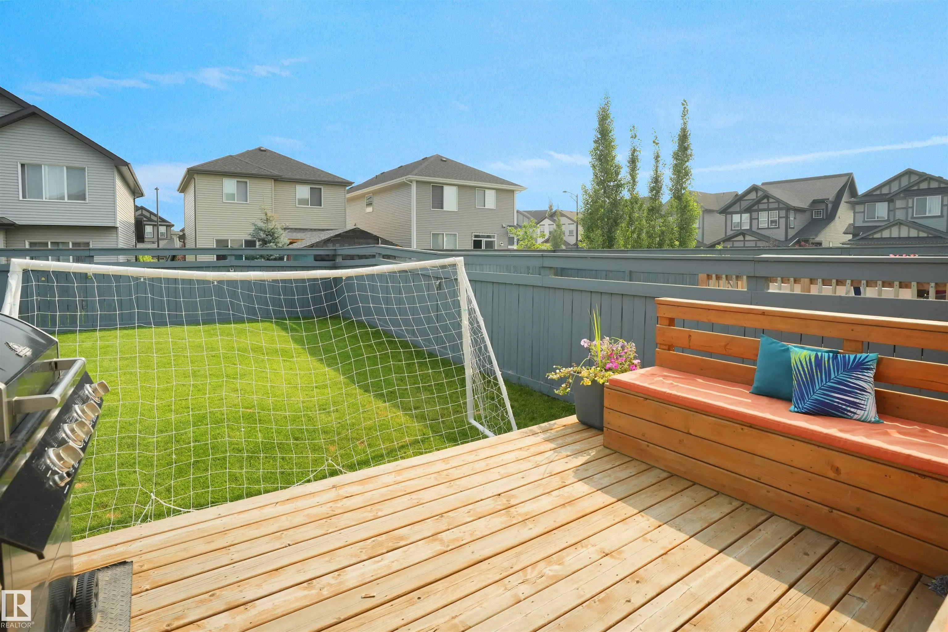 1274 DANIELS Crescent