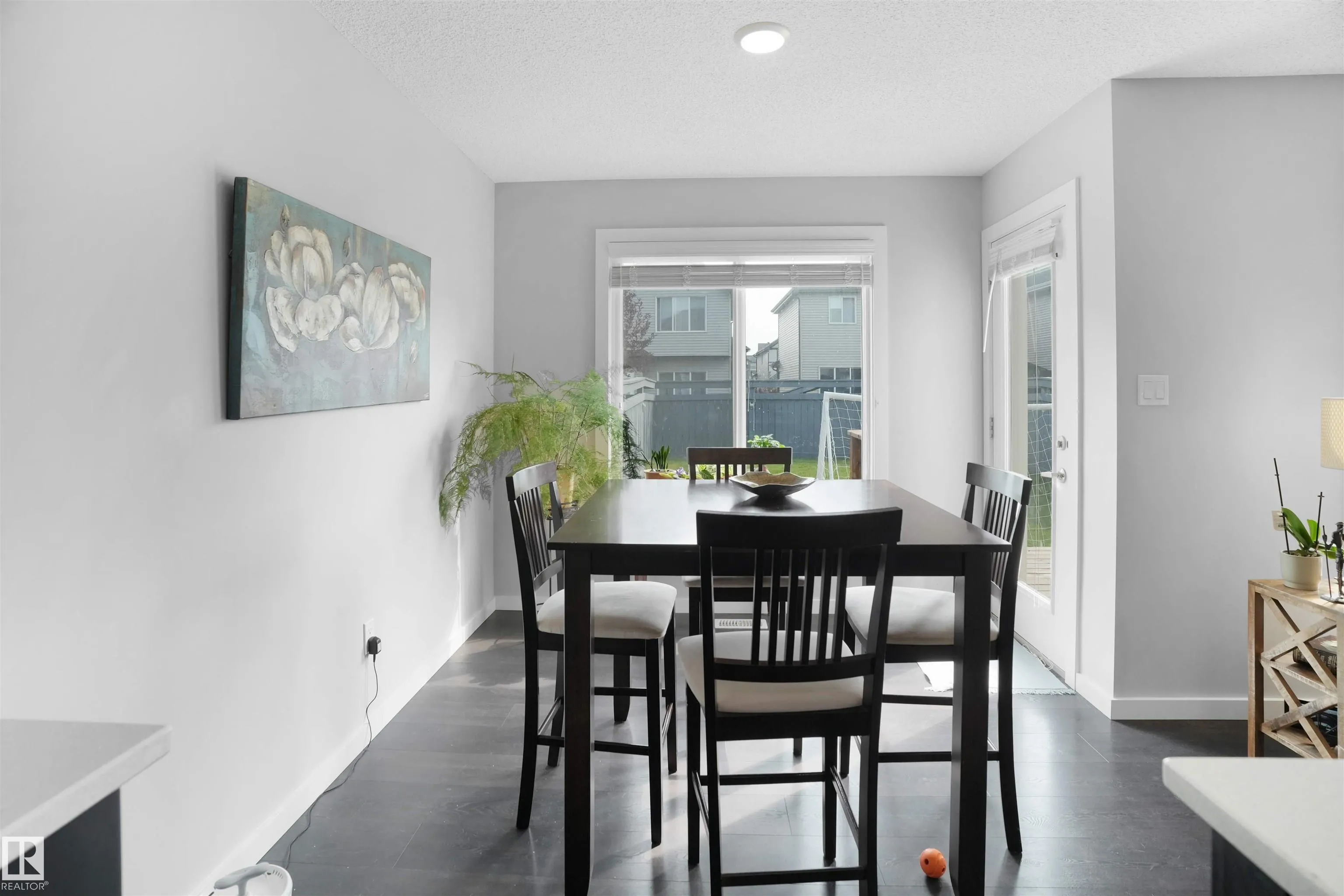 1274 DANIELS Crescent