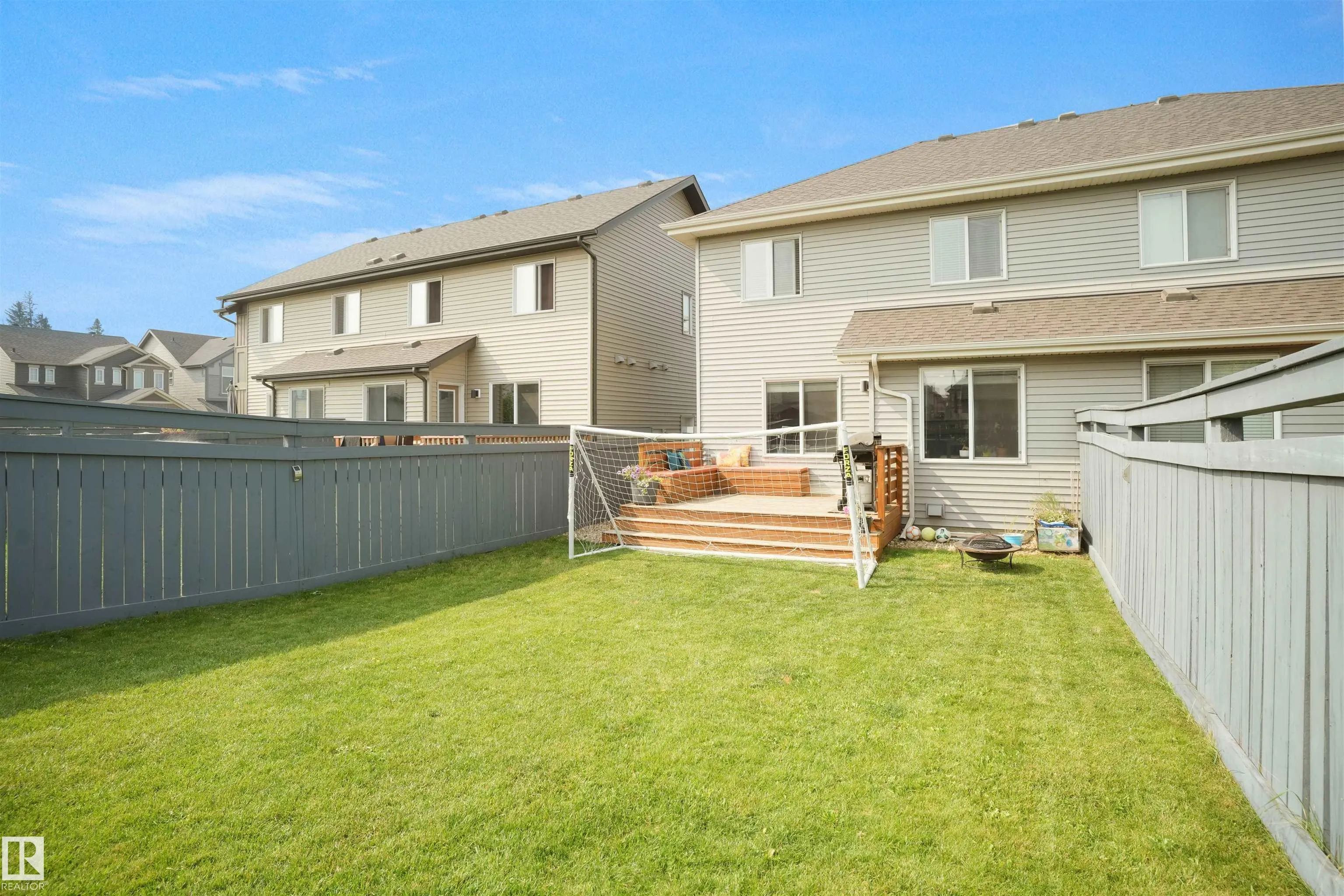 1274 DANIELS Crescent