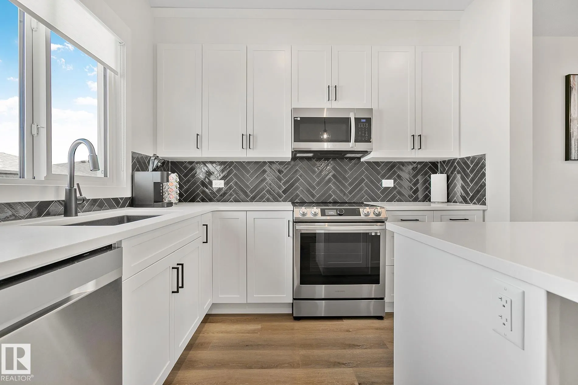 50 SIENNA Boulevard