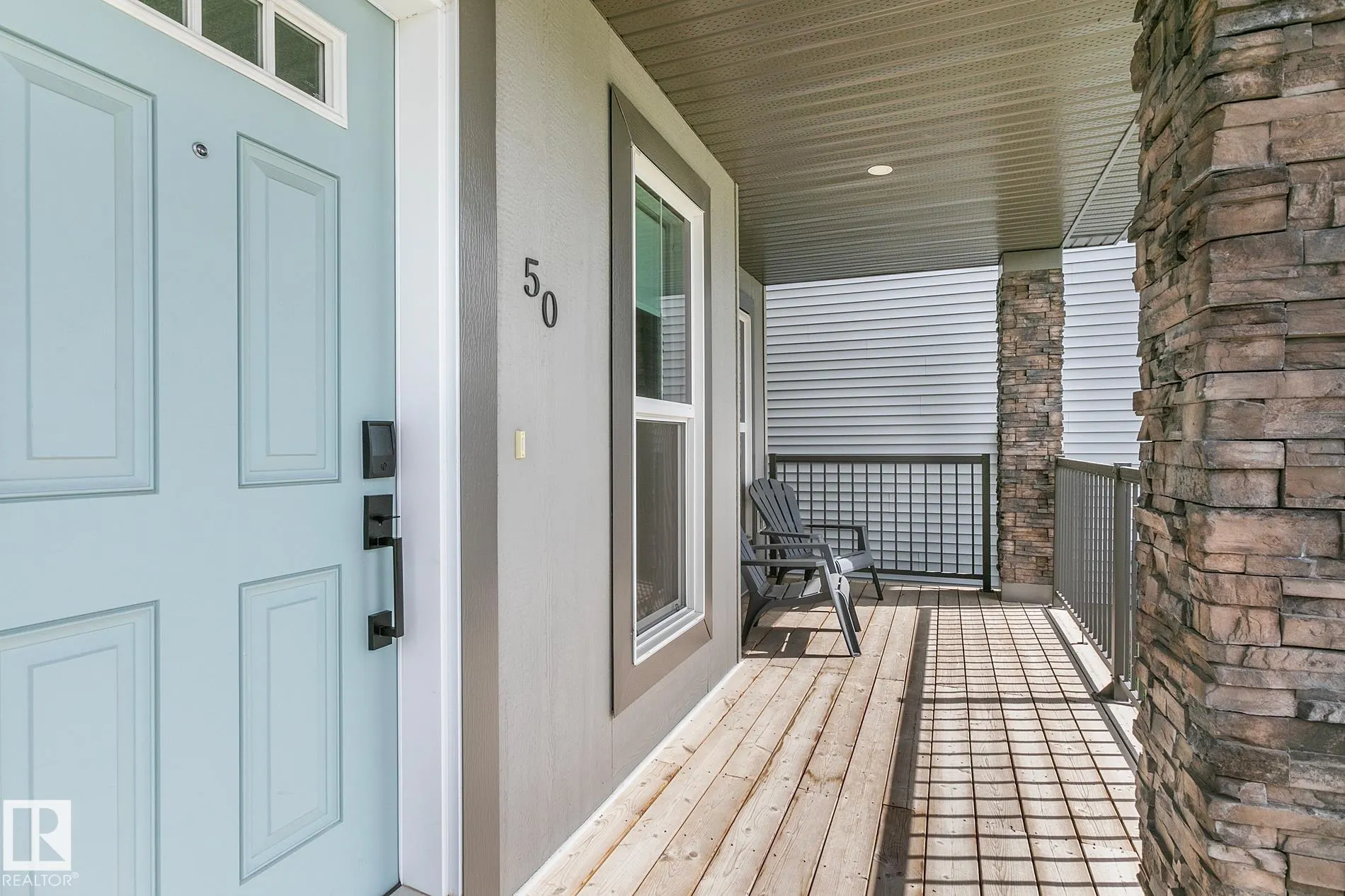 50 SIENNA Boulevard