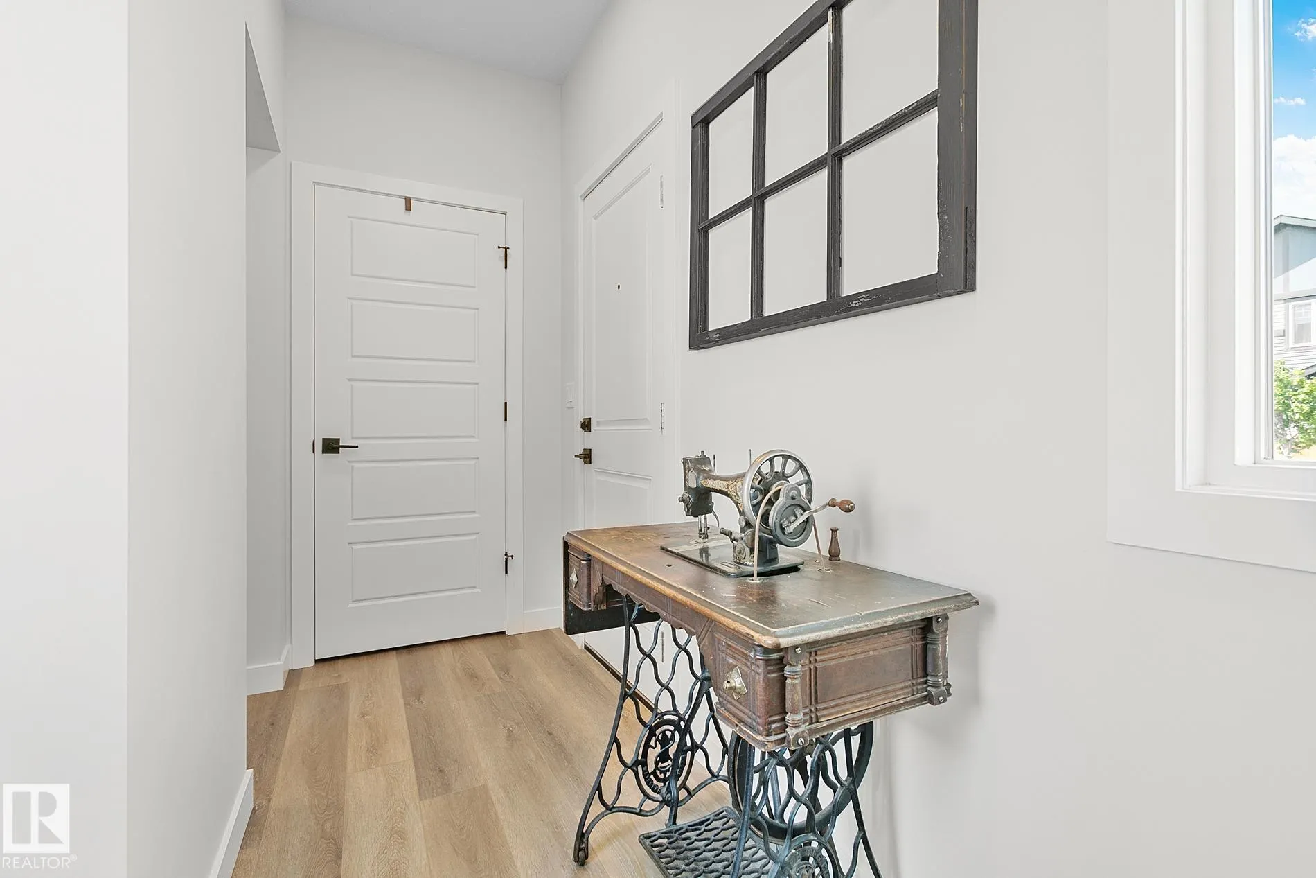 50 SIENNA Boulevard