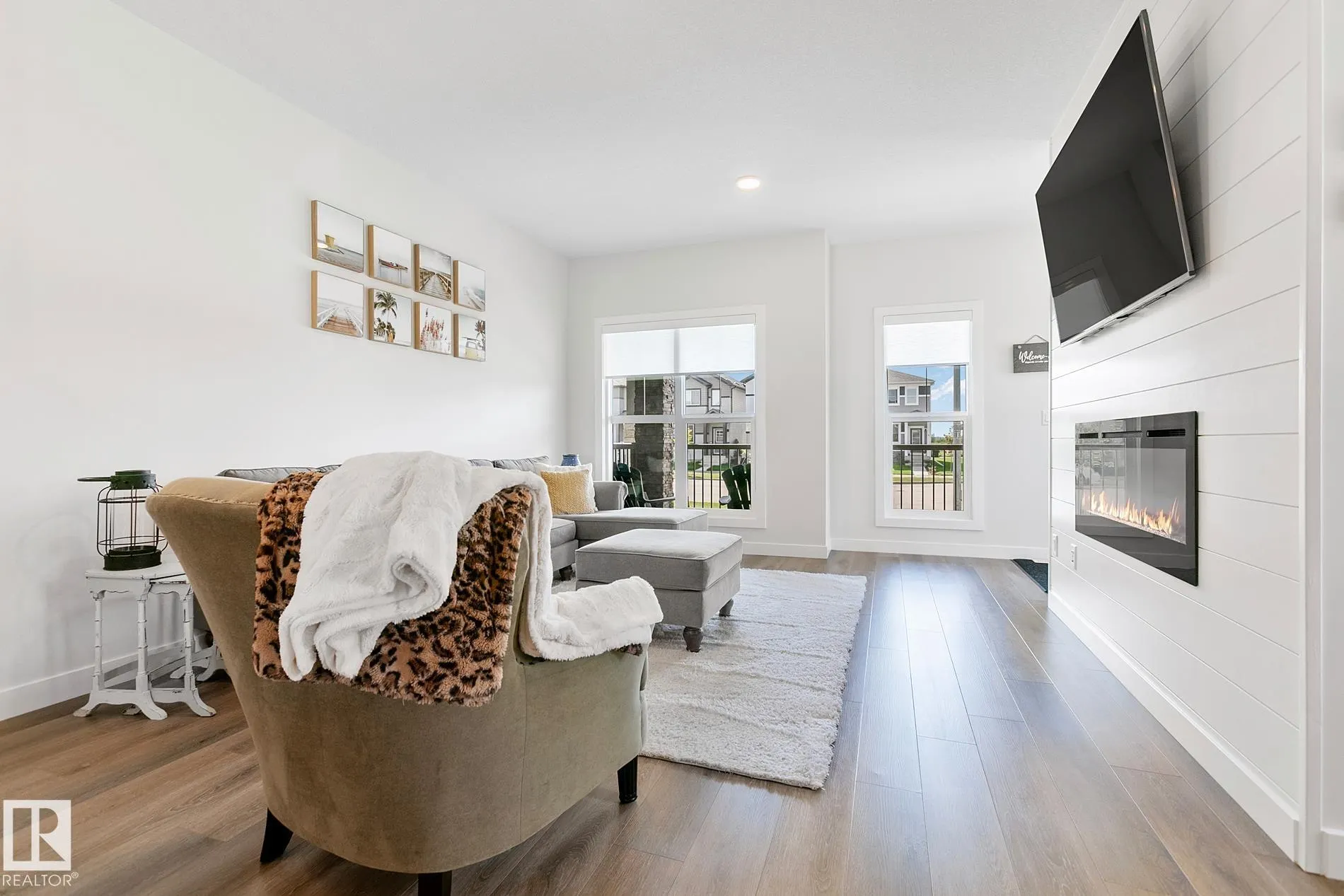 50 SIENNA Boulevard