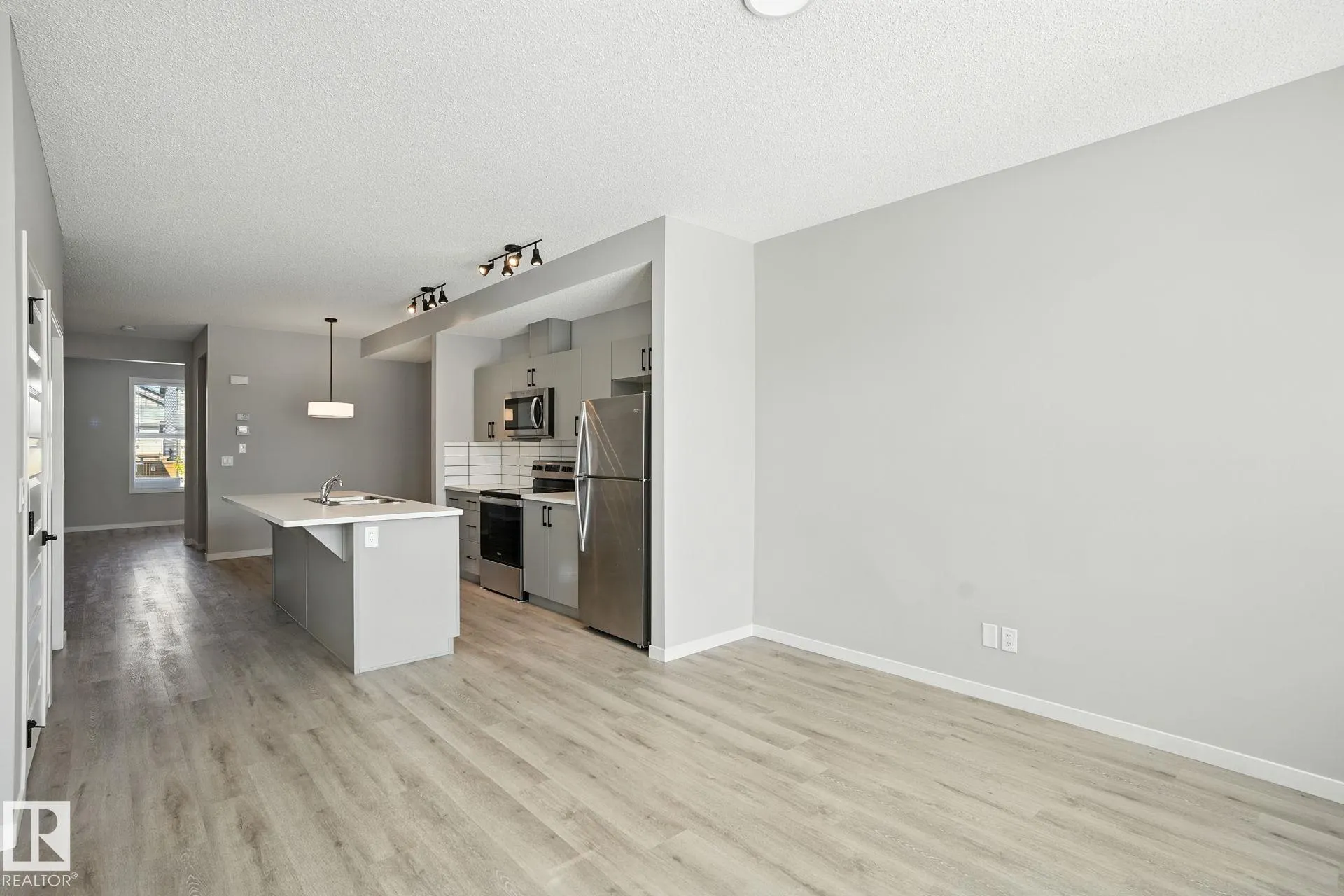 1931 160 Street