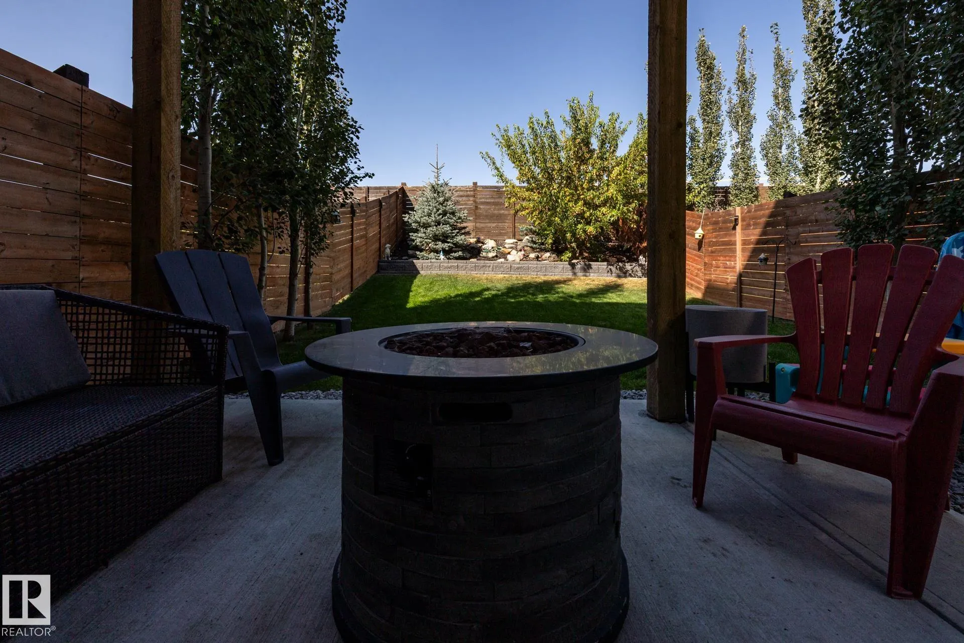 1710 Keene Crescent. SW