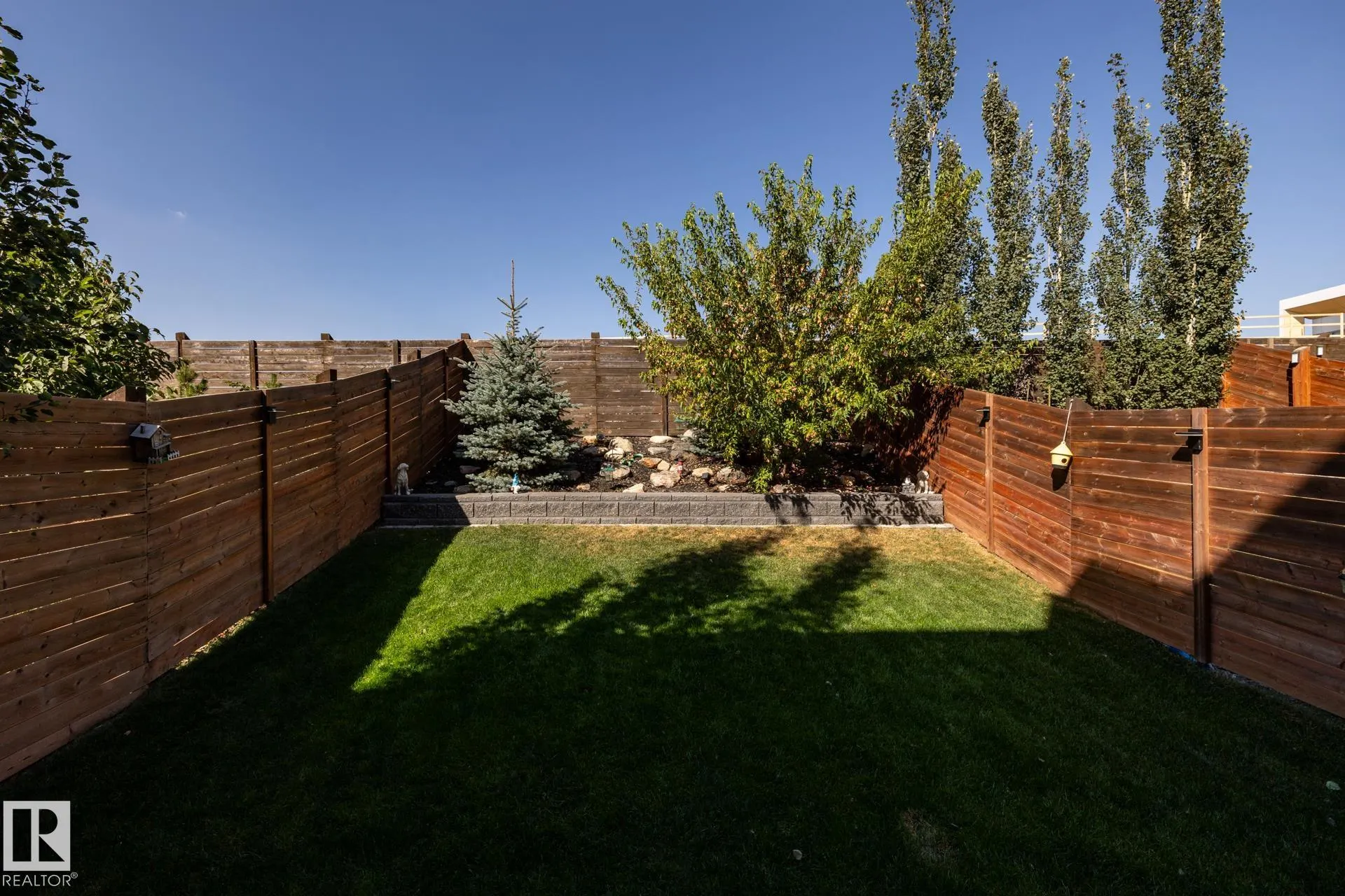 1710 Keene Crescent. SW