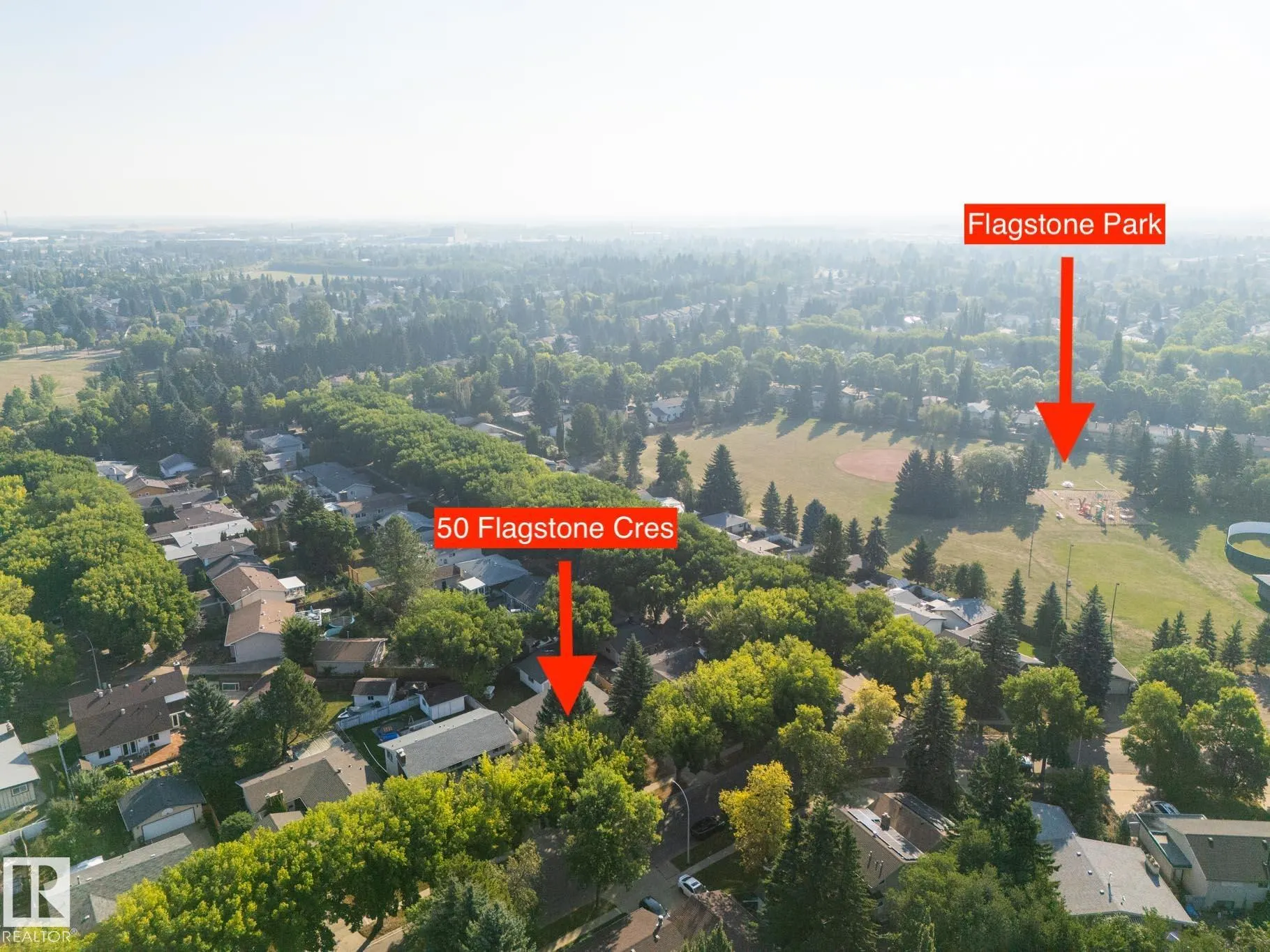 50 FLAGSTONE Crescent