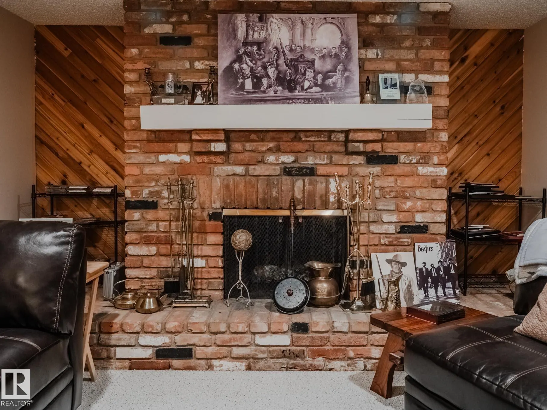 50 FLAGSTONE Crescent