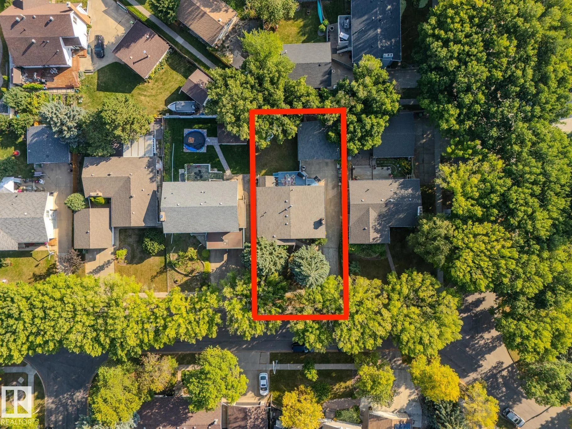 50 FLAGSTONE Crescent