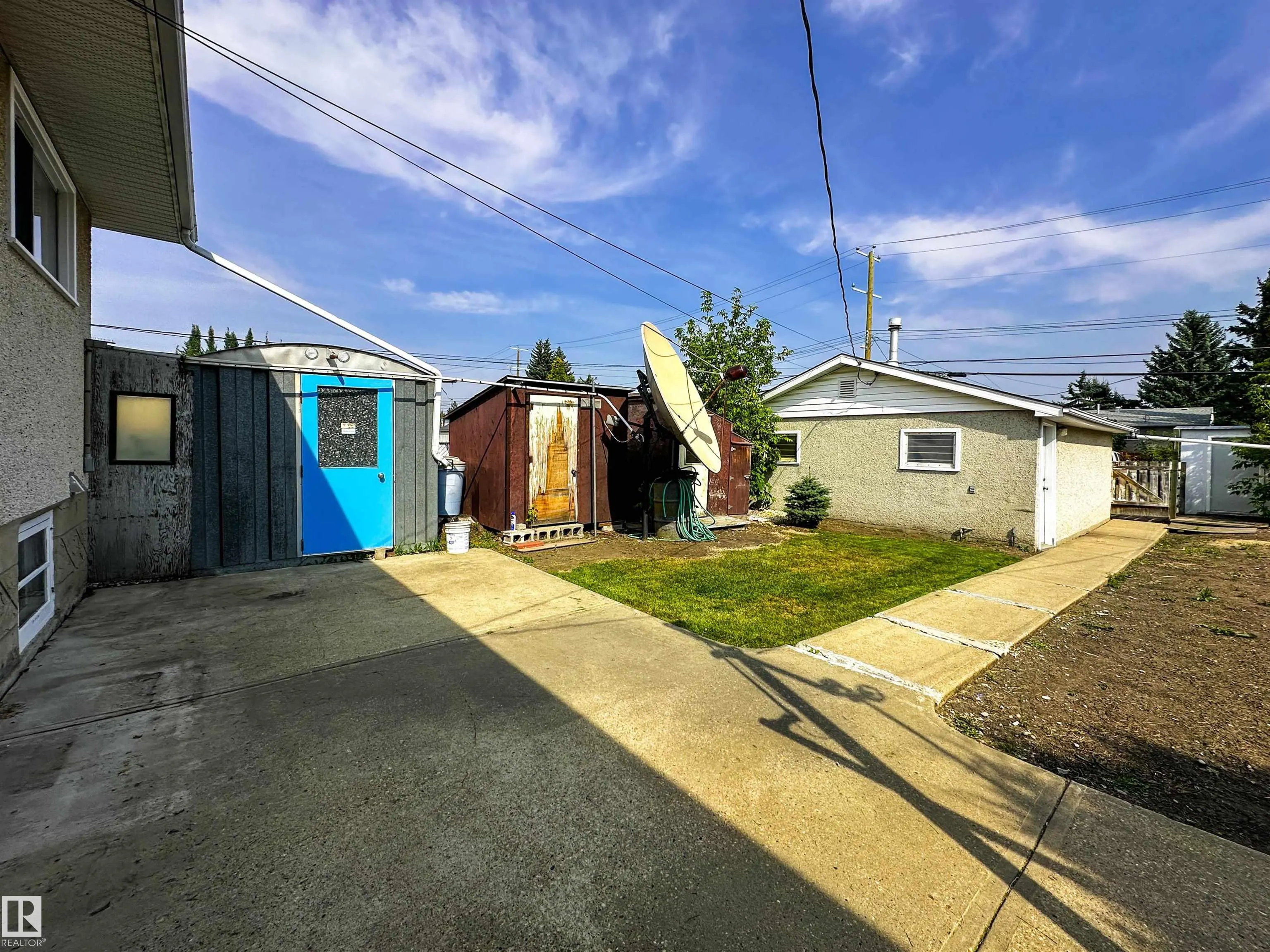 8925 154 Street