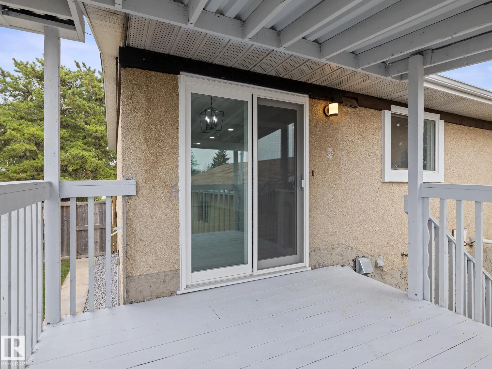 47 CLAREVIEW Road