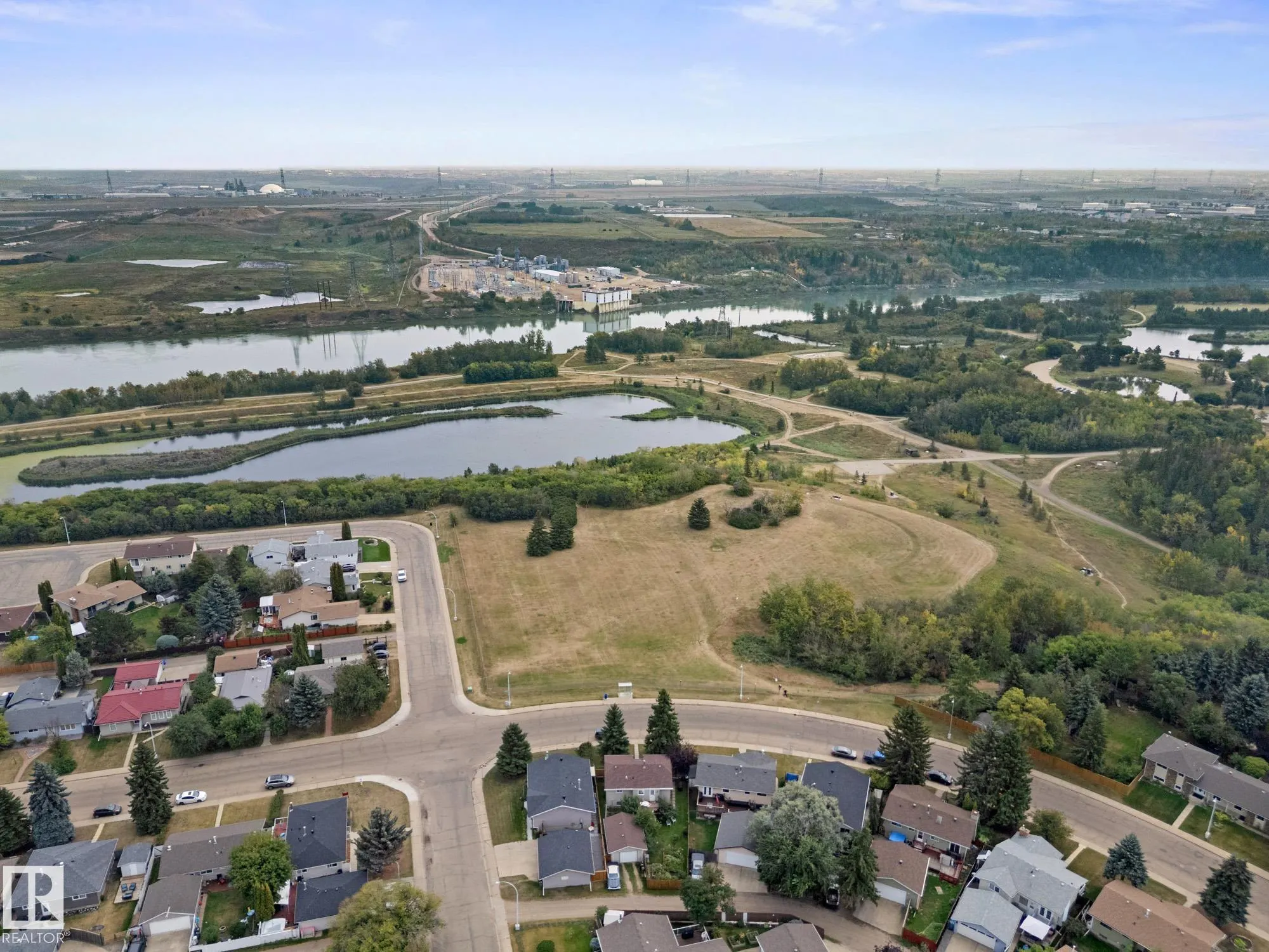 47 CLAREVIEW Road