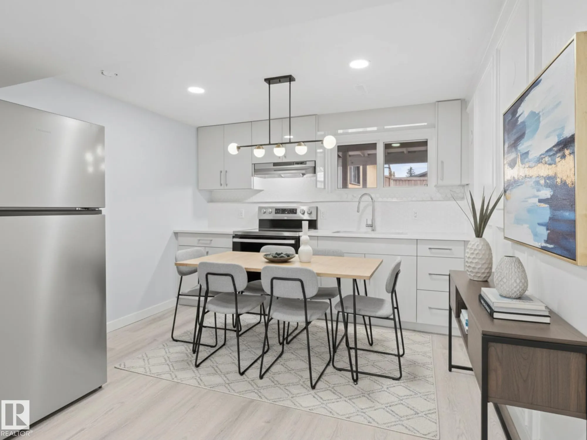 47 CLAREVIEW Road