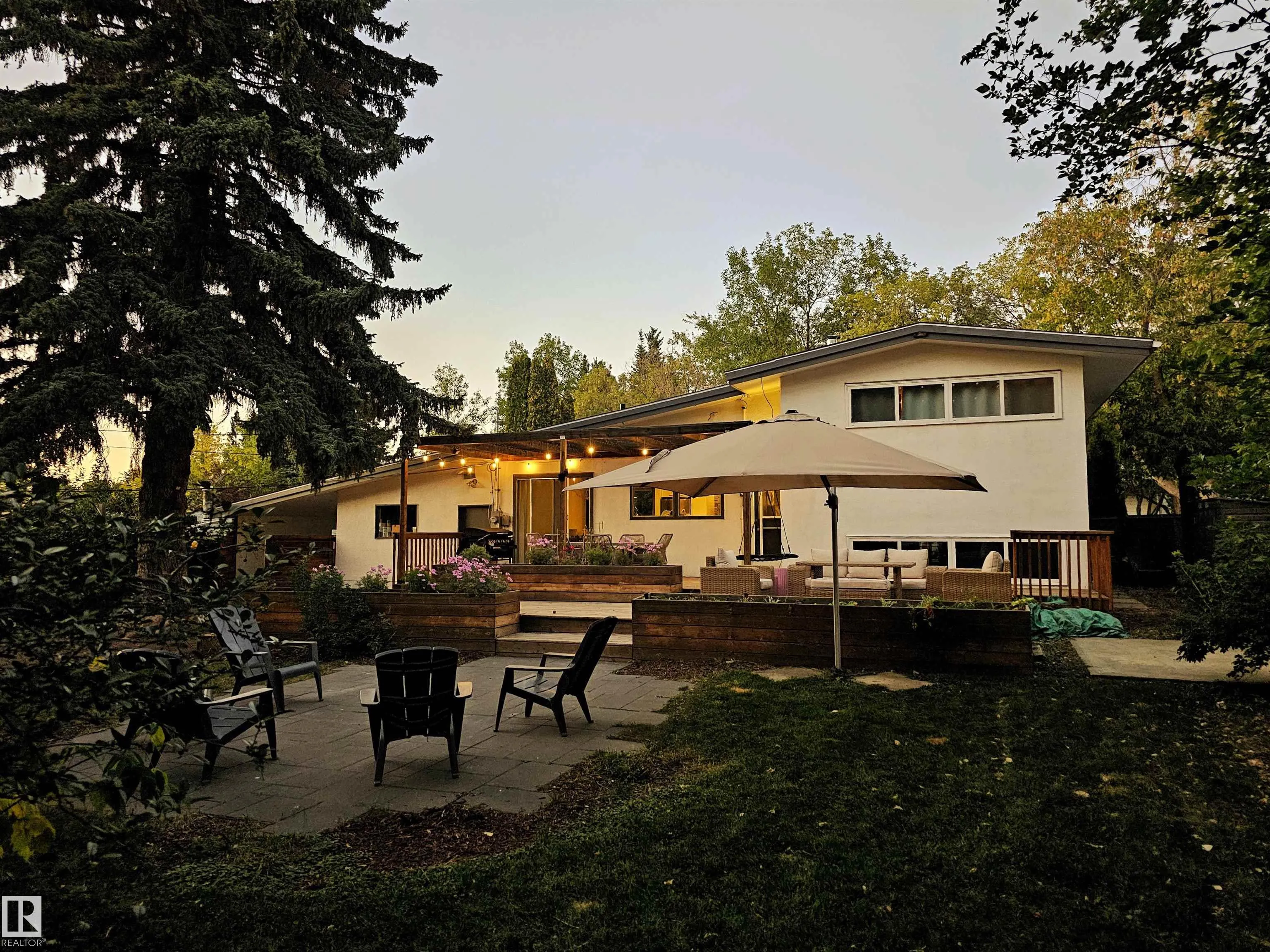 47 GLENMORE Crescent