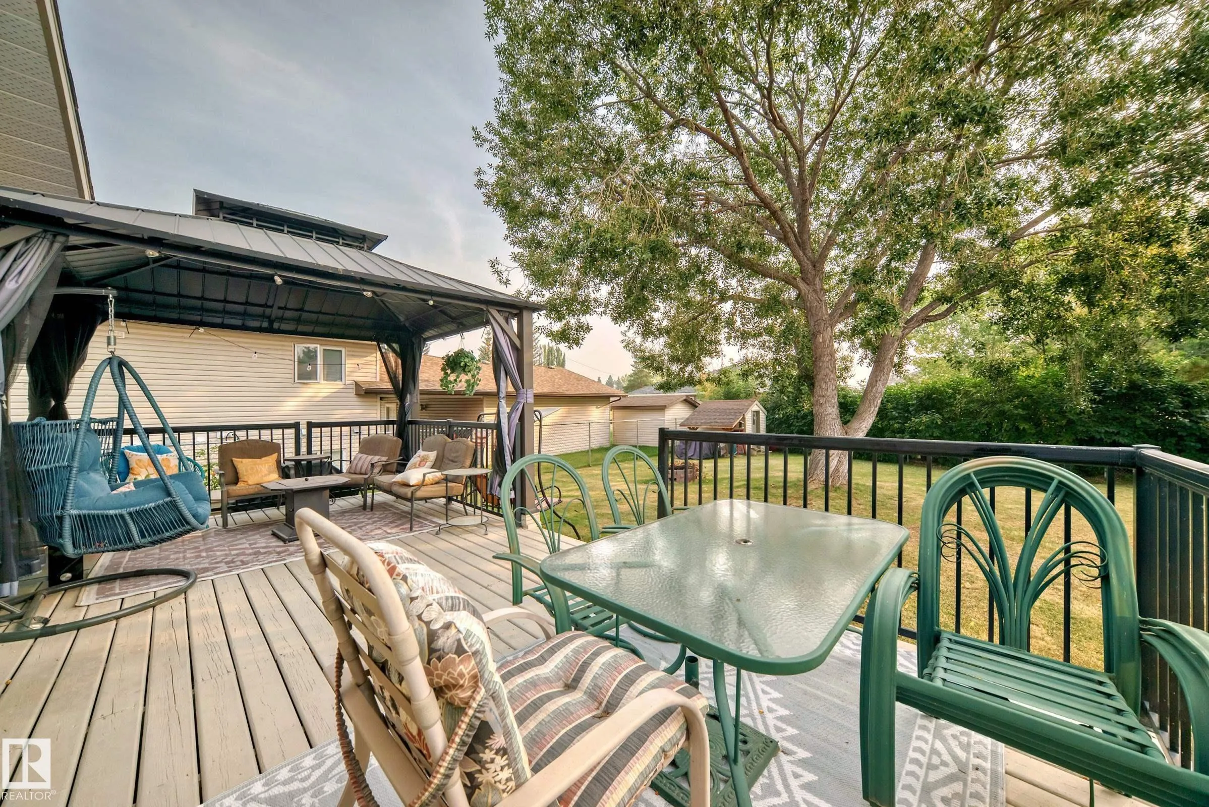 4 GLENDALE Crescent