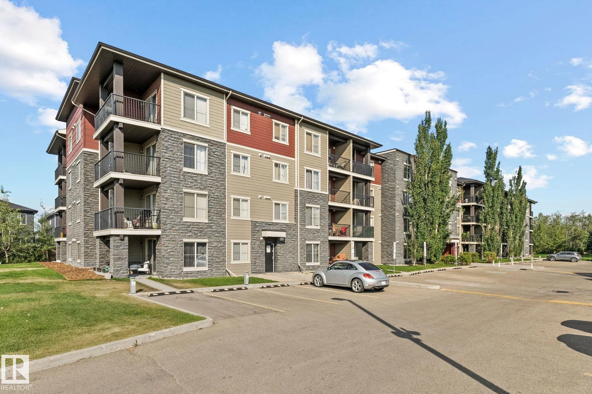 1060 MCCONACHIE Boulevard